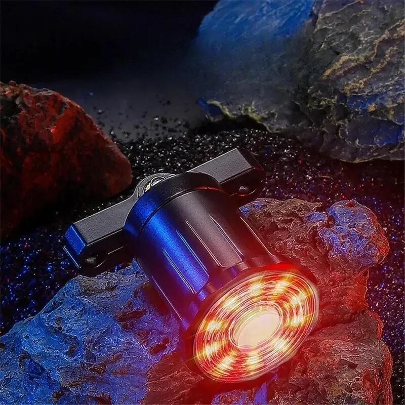 Achterlicht fiets LED kleurrijk fel 6/7