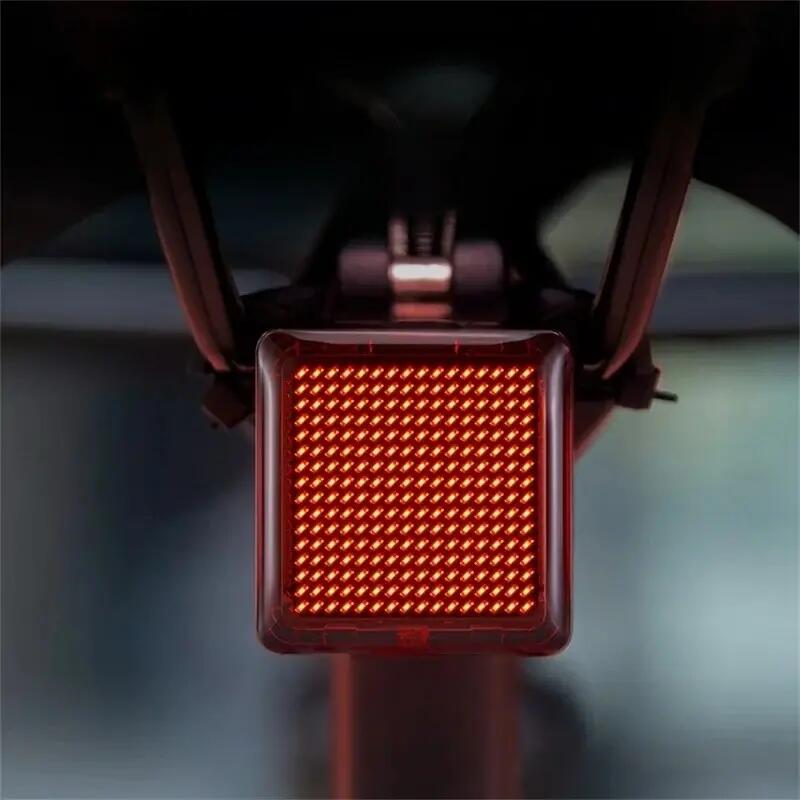 Luz trasera bicicleta con sensor freno programable 6/7