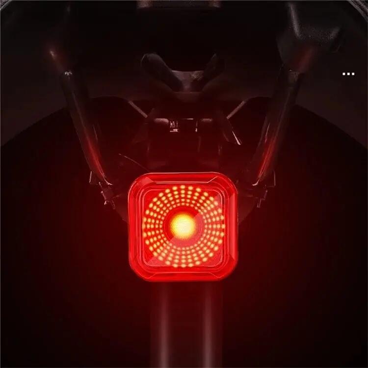 Feu arrière intelligent de vélo détection de frein avec affichage de batterie 4/7