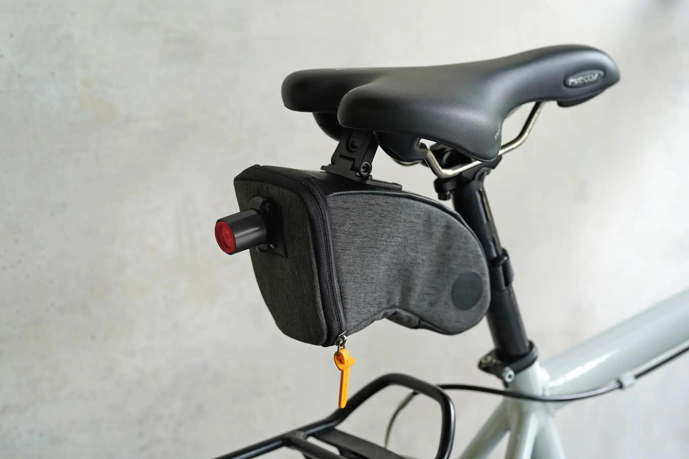 Selle Royal sakwa podsiodłowa średnia unisex czarna 1,2 L 9/9