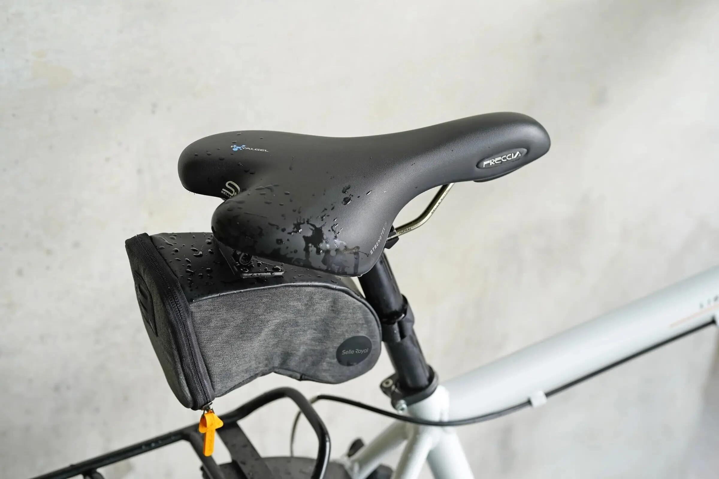 Selle Royal sakwa podsiodłowa średnia unisex czarna 1,2 L 8/9