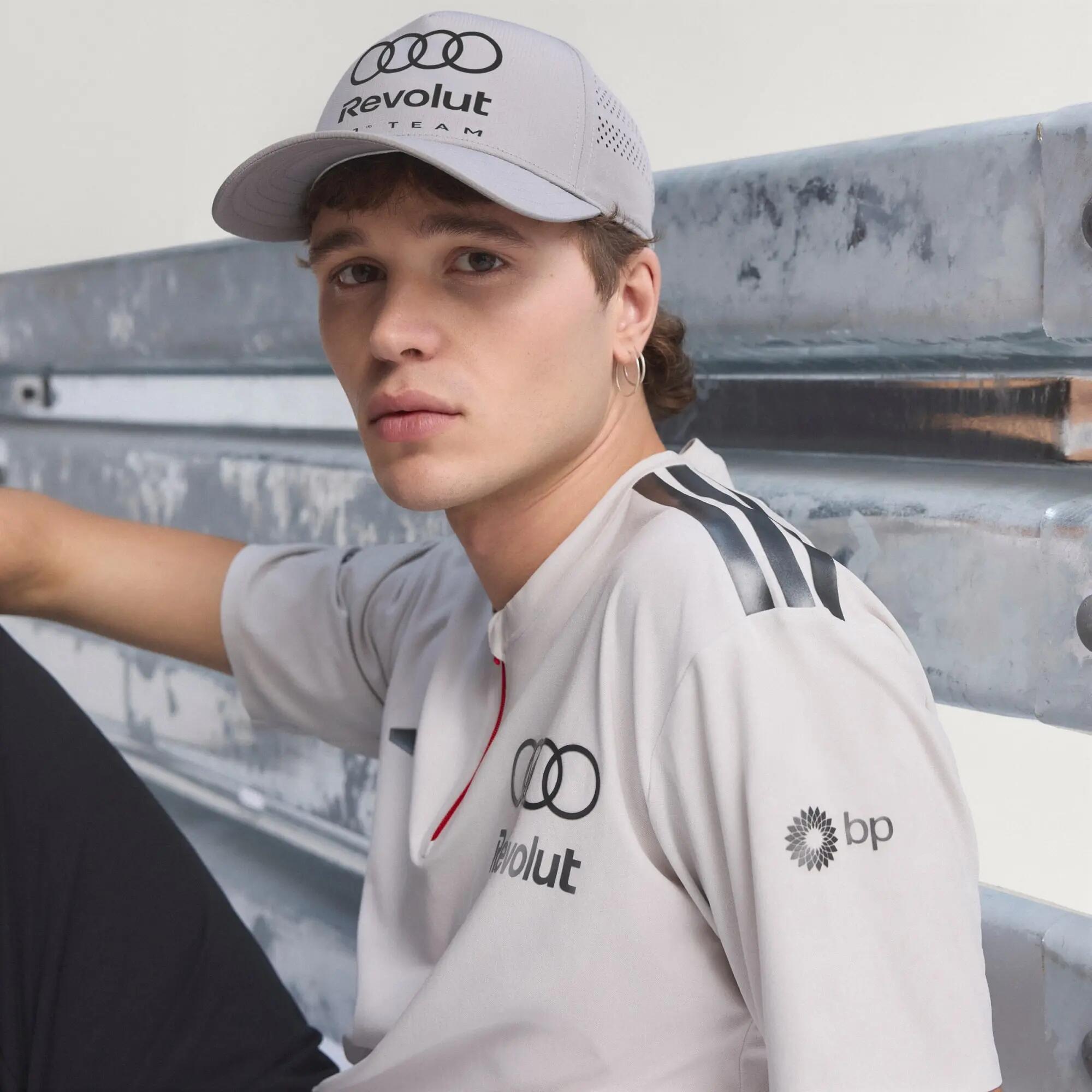 POLO MANCHES COURTES INGÉNIEURS ET ÉQUIPE MARKETING AUDI REVOLUT F1 TEAM 6/15