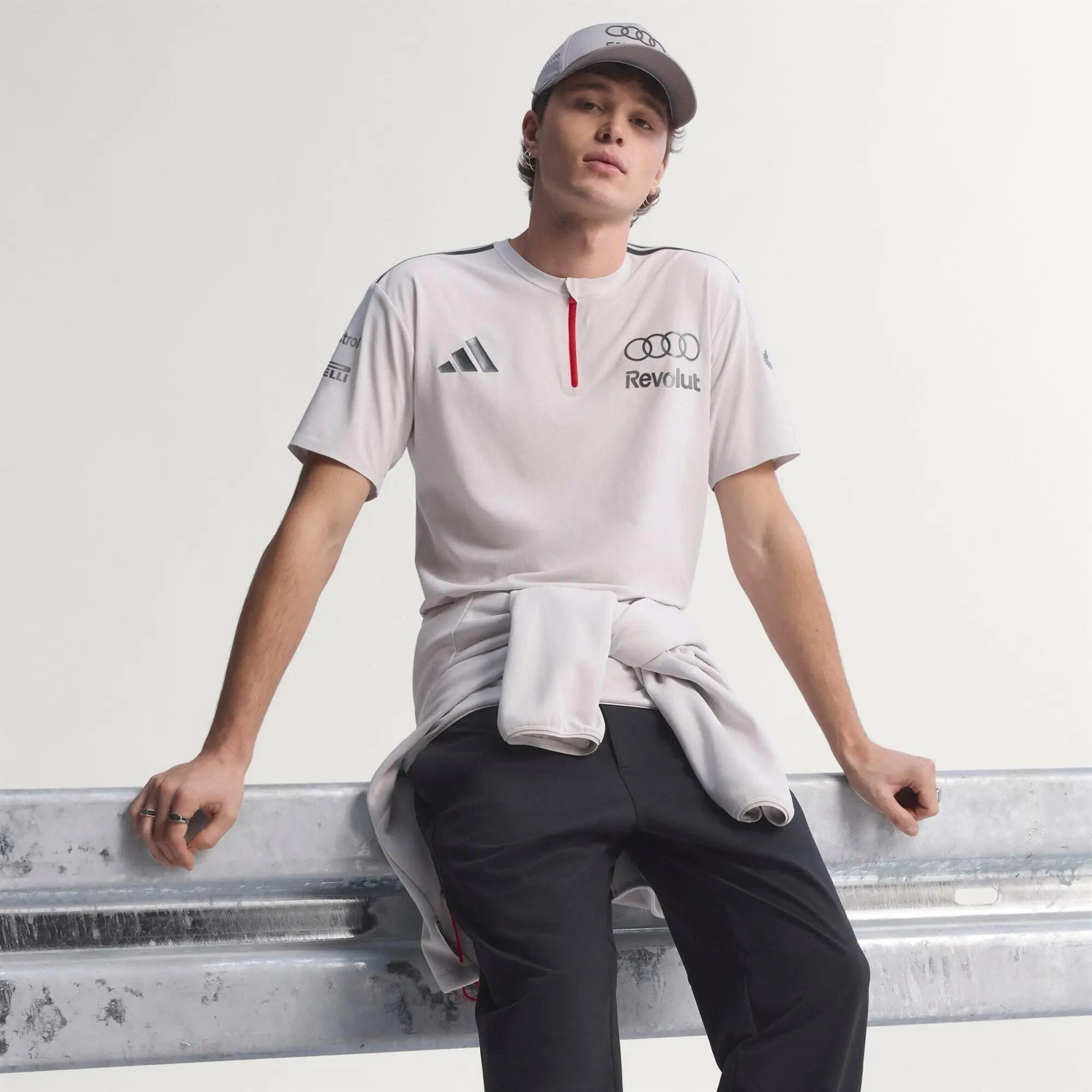 POLO MANCHES COURTES INGÉNIEURS ET ÉQUIPE MARKETING AUDI REVOLUT F1 TEAM 3/15