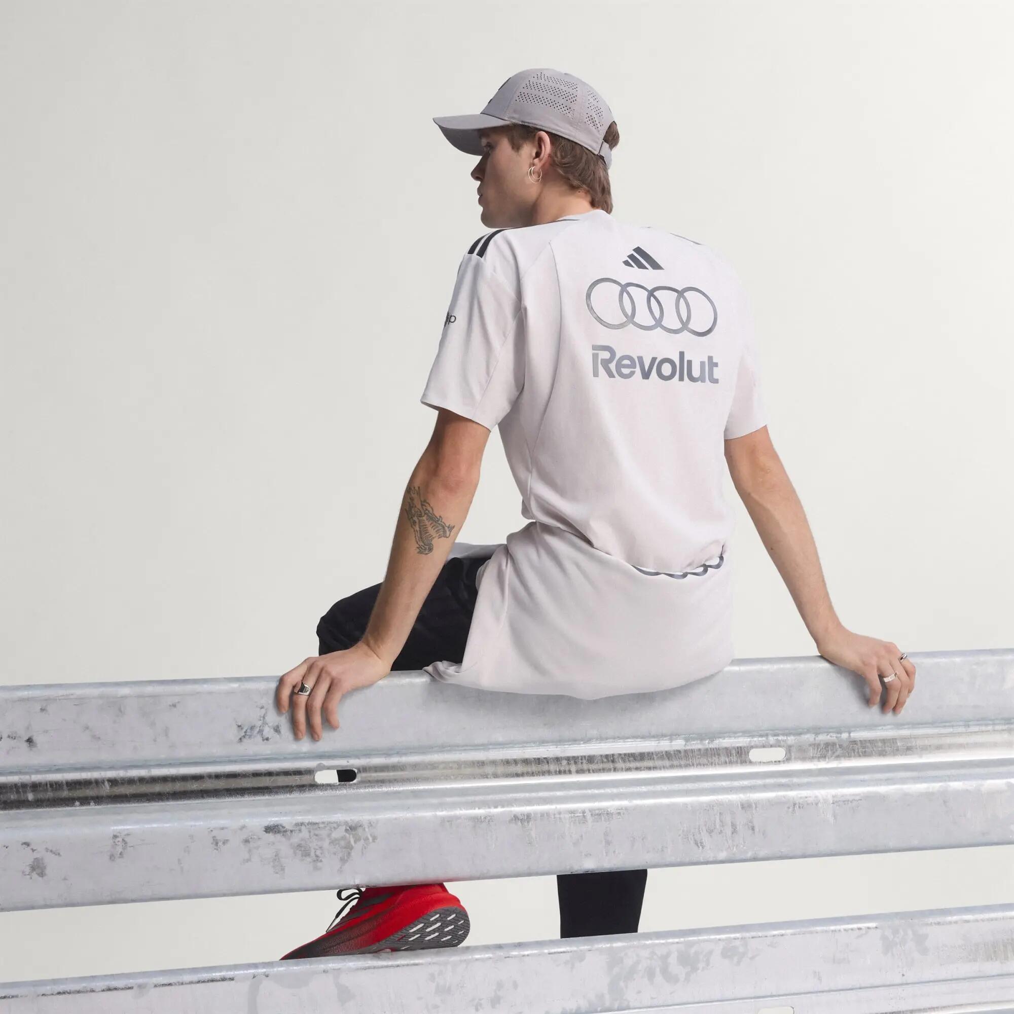 POLO MANCHES COURTES INGÉNIEURS ET ÉQUIPE MARKETING AUDI REVOLUT F1 TEAM 13/15