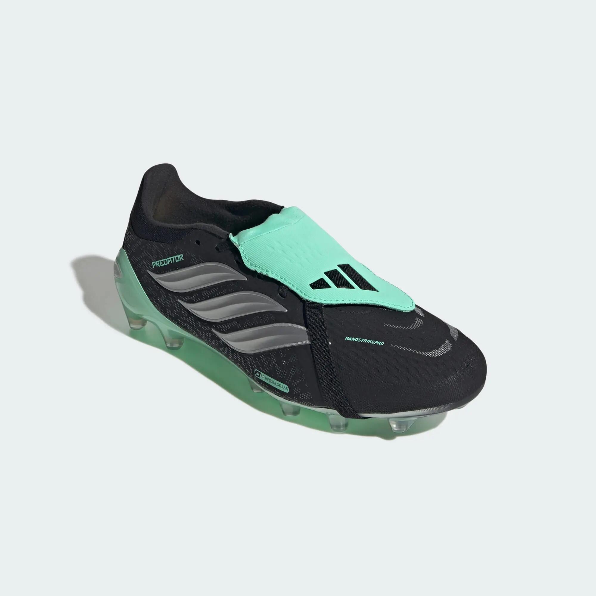 Chaussure de football languette rabattue Predator Pro terrain synthétique 4/8