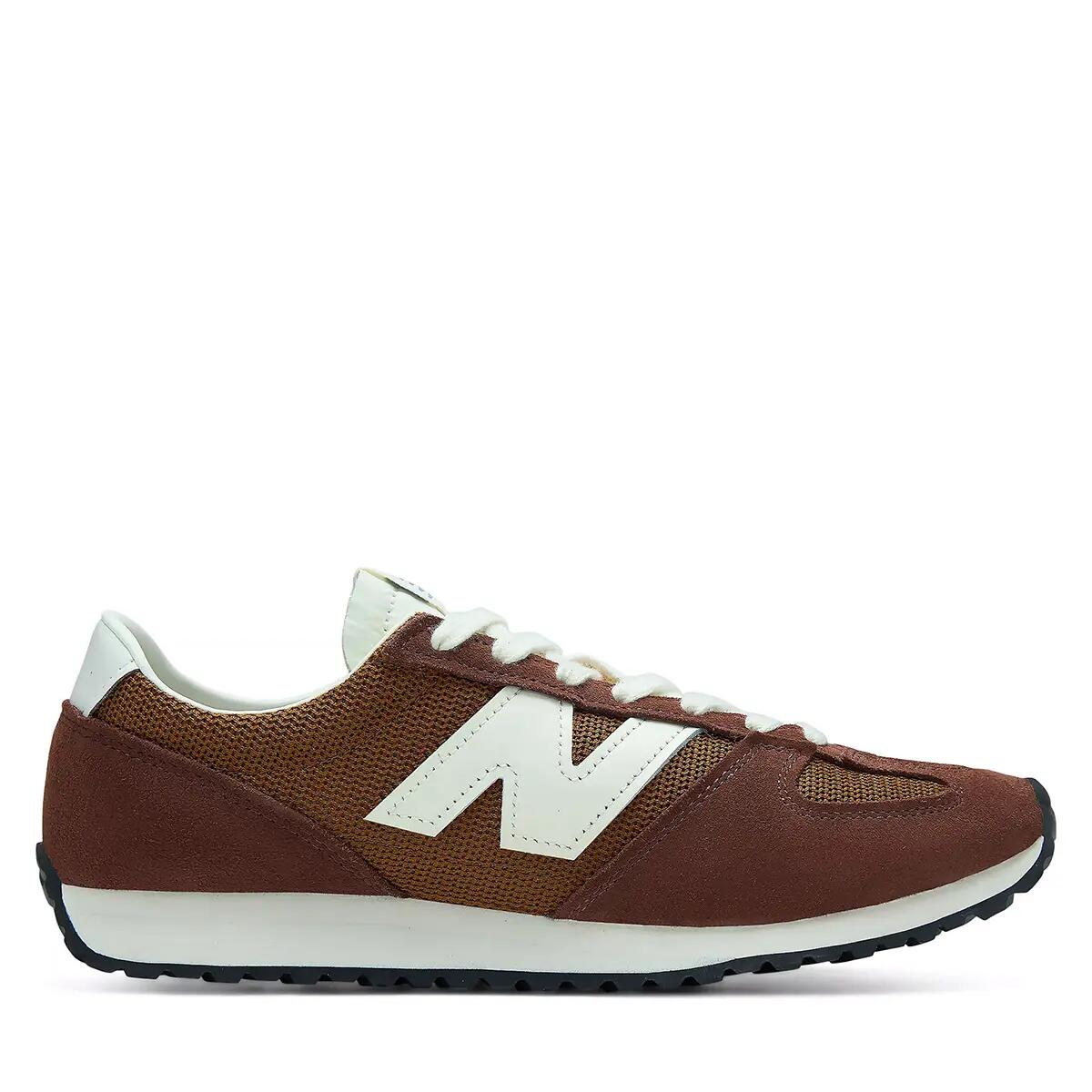 NEW BALANCE picture