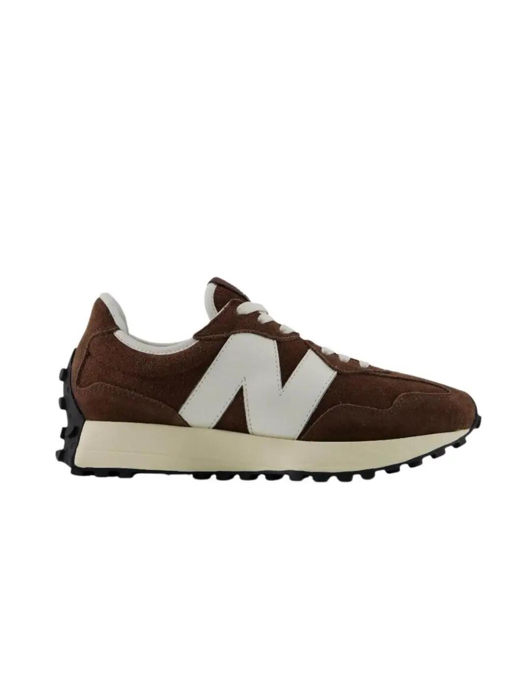 NEW BALANCE picture
