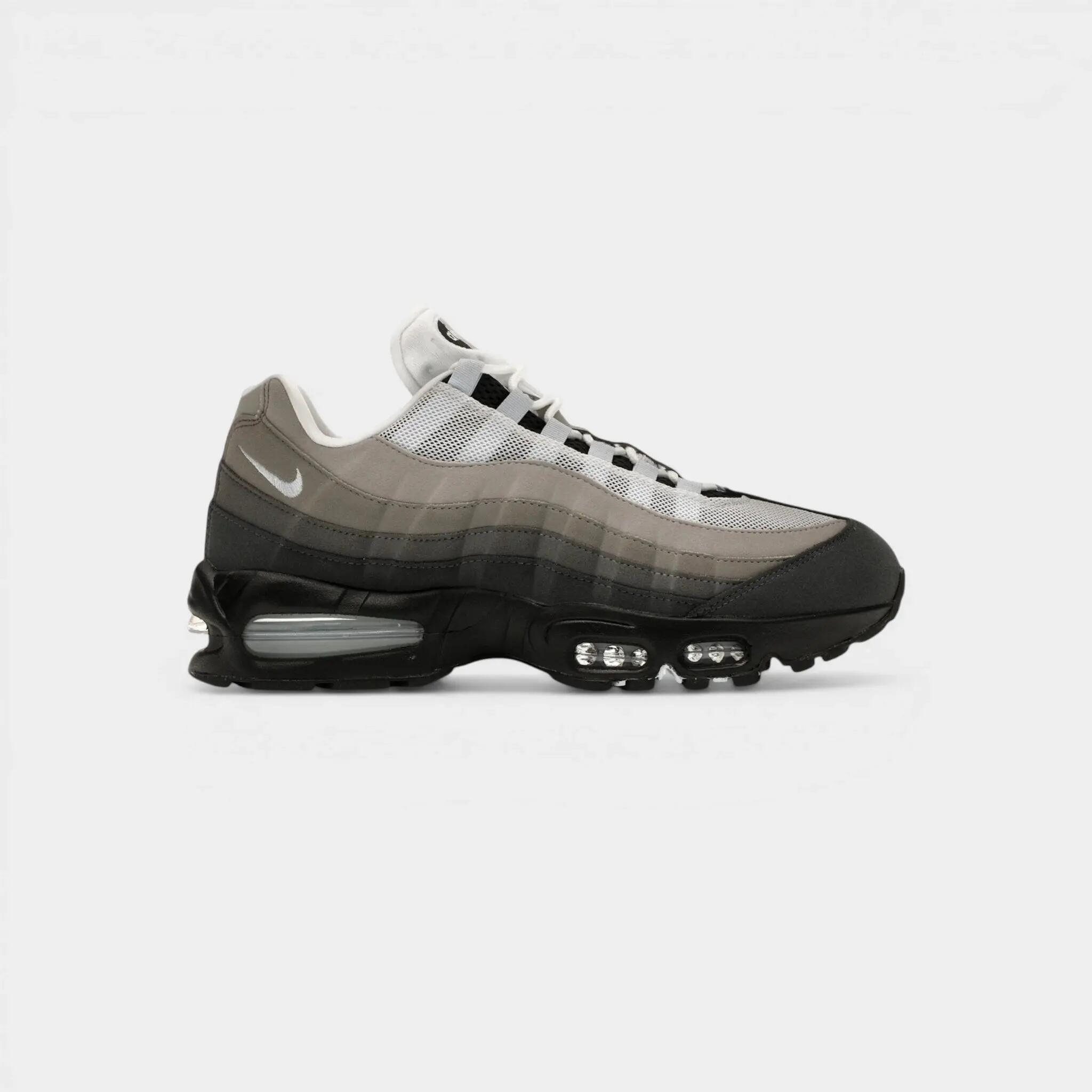 NIKE picture