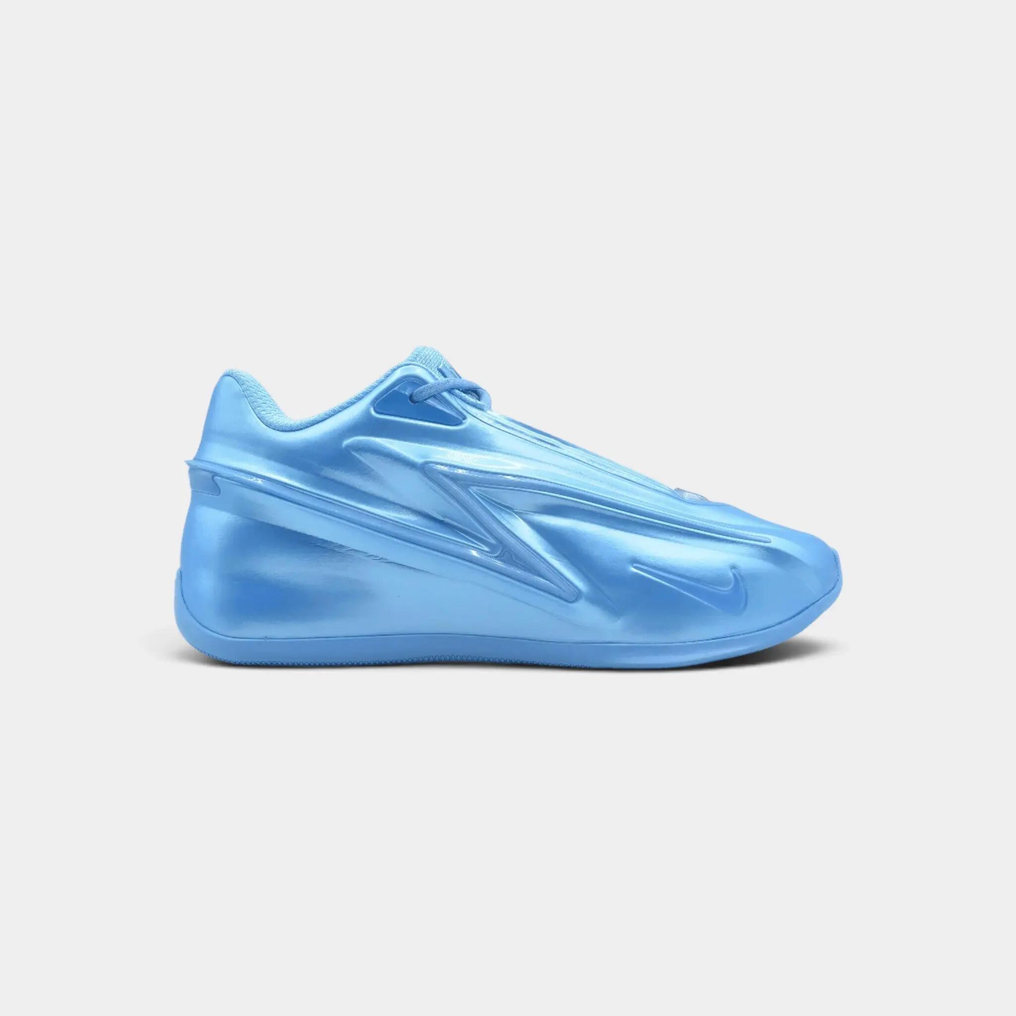 NIKE picture