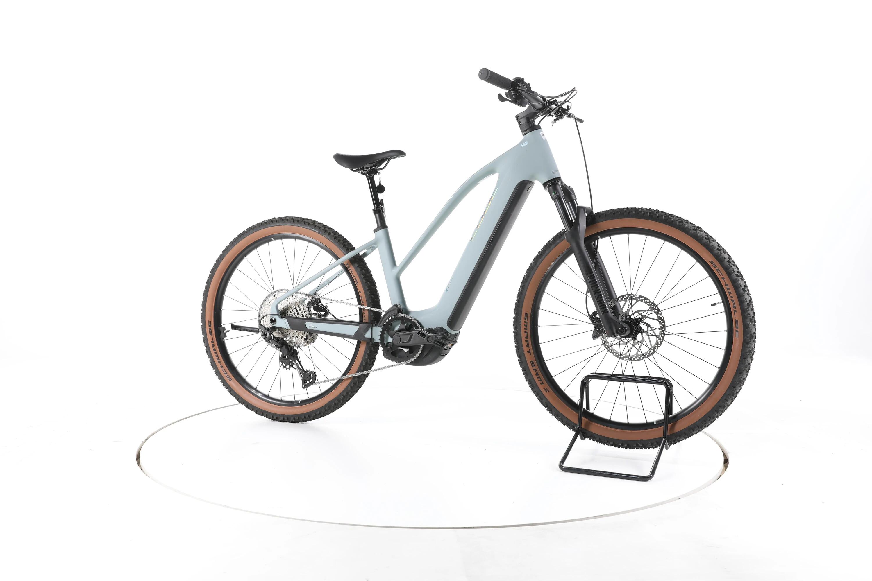 Segunda vida - Cube Reaction Hybrid Race 800 E-Bike 2025 - Muy buen estado 2/7