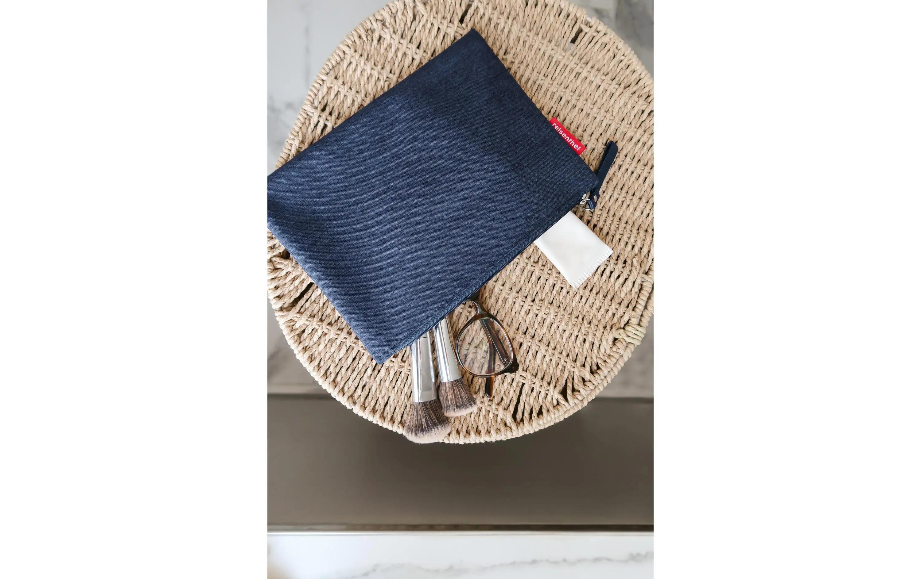 Reisenthel Toiletry Bag Case 1 Twist Navy 3/3