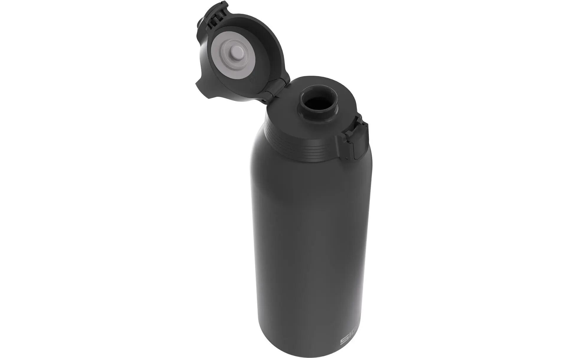Shield One Black Water Bottle 2/5