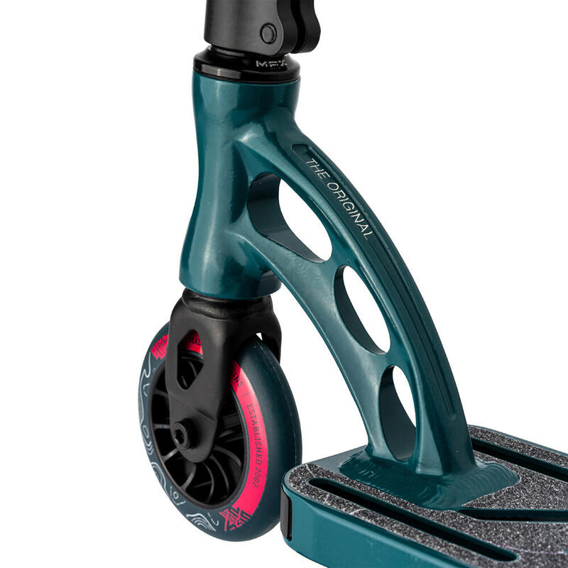 Trottinette Freestyle stunt MGP Madd Gear MGO Shredder rouge / bleu