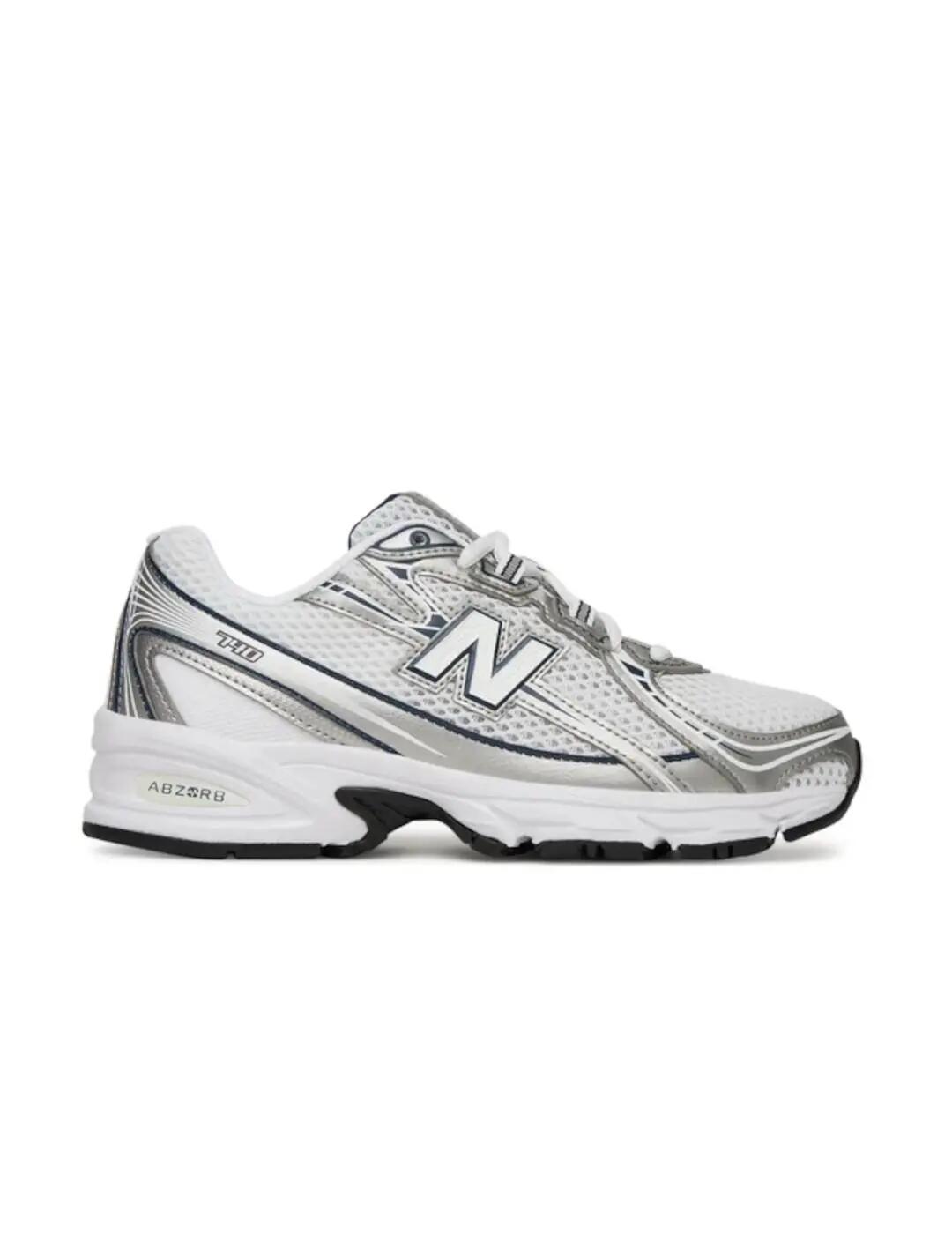 NEW BALANCE picture