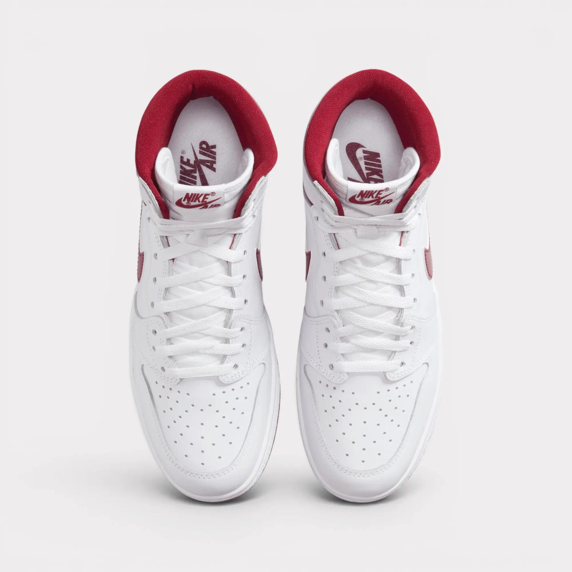 Zapatillas - Baloncesto - Air Jordan 1 High '85 - Metallic Burgundy 5/7