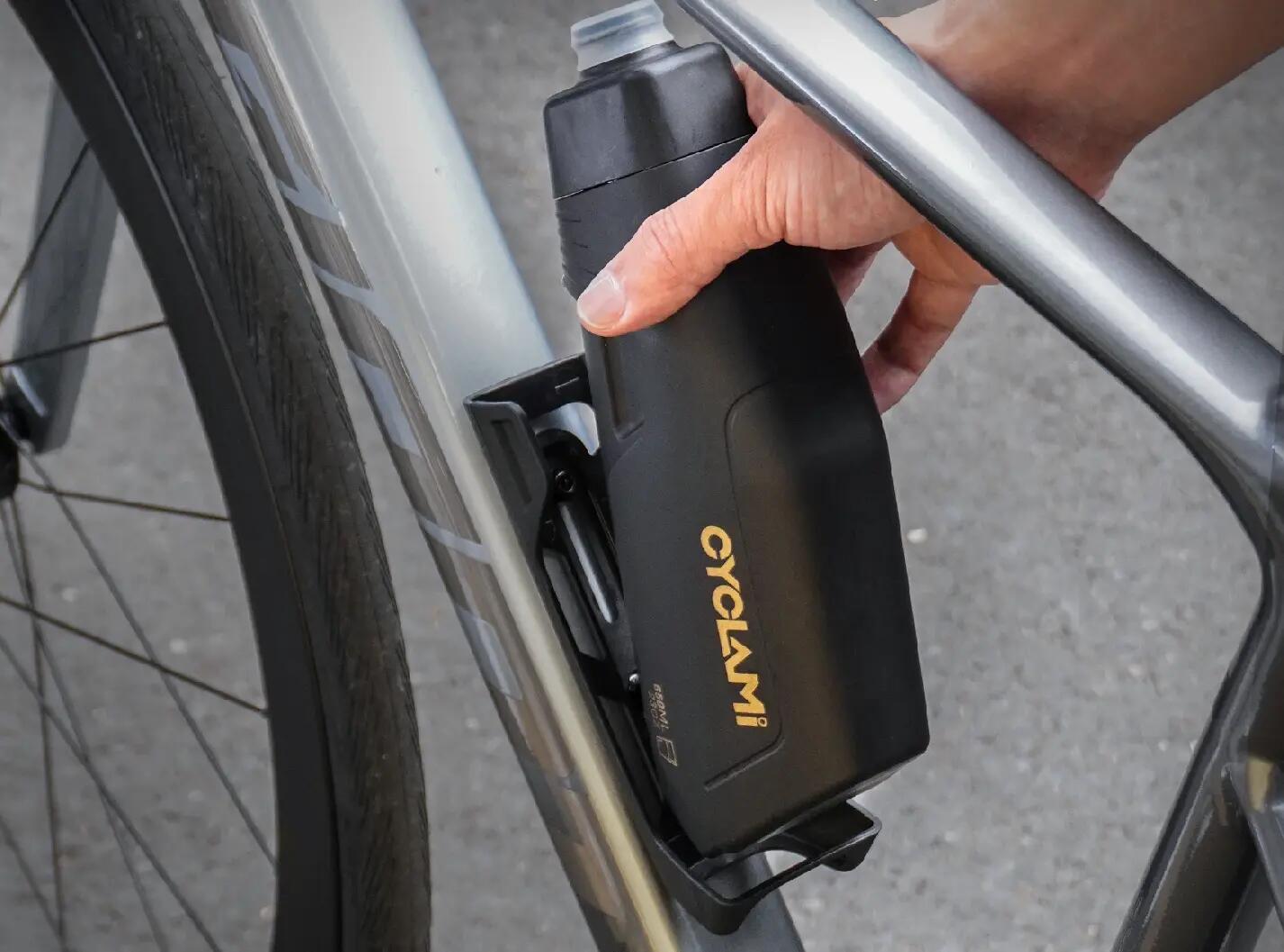 Aerodynamická cyklistická láhev CYCLAMI 650 ml 2/4