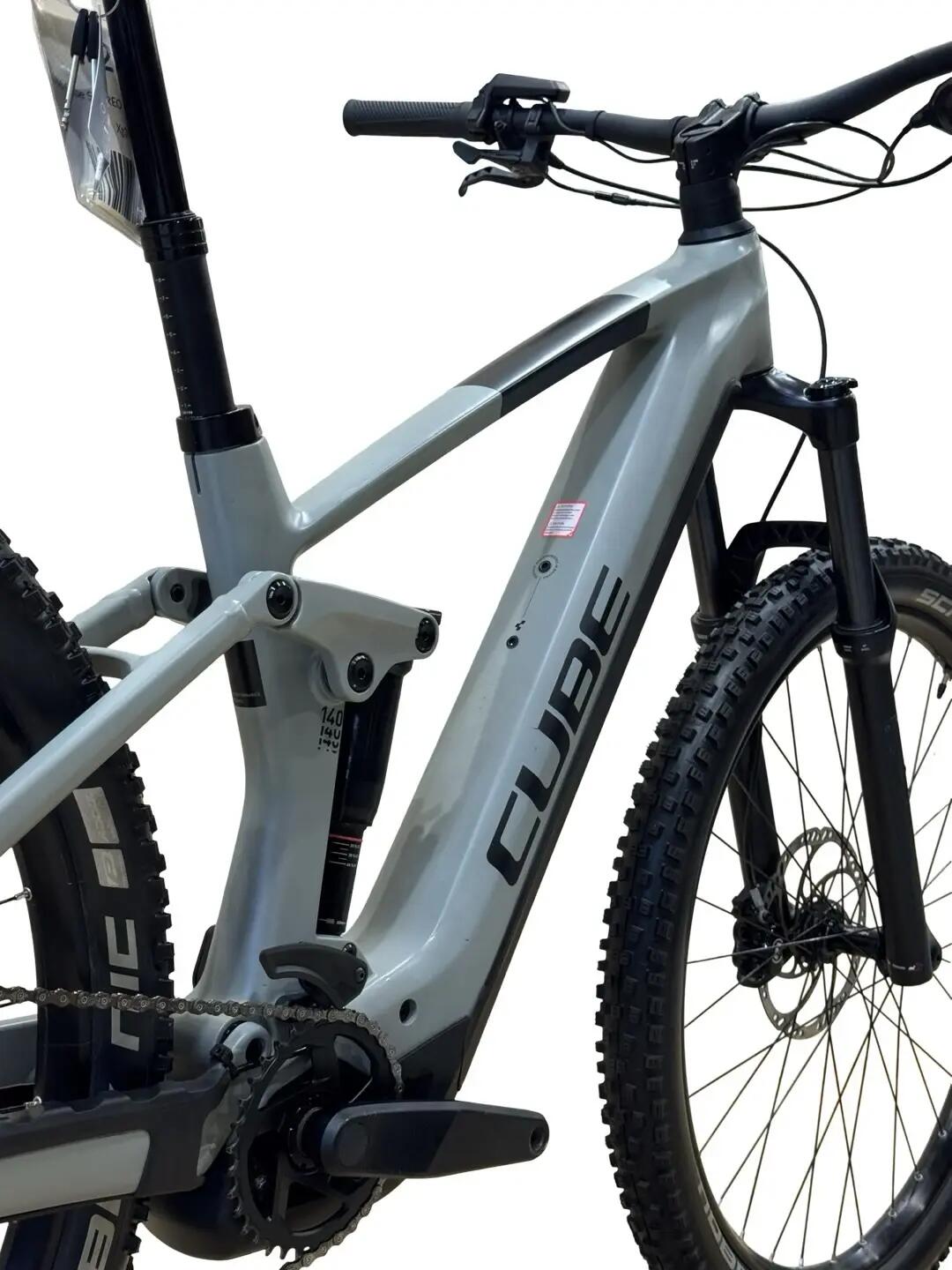 Segunda Vida-Bicicleta E-montaña Cube Stereo Hybrid 140 HPC Pro 625 - Como nuevo 10/13