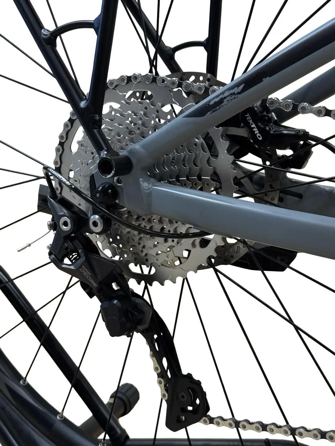 Segunda Vida - Bicicleta E-montaña Giant Stance E+ EX Shimano Deore - Como nuevo 14/15