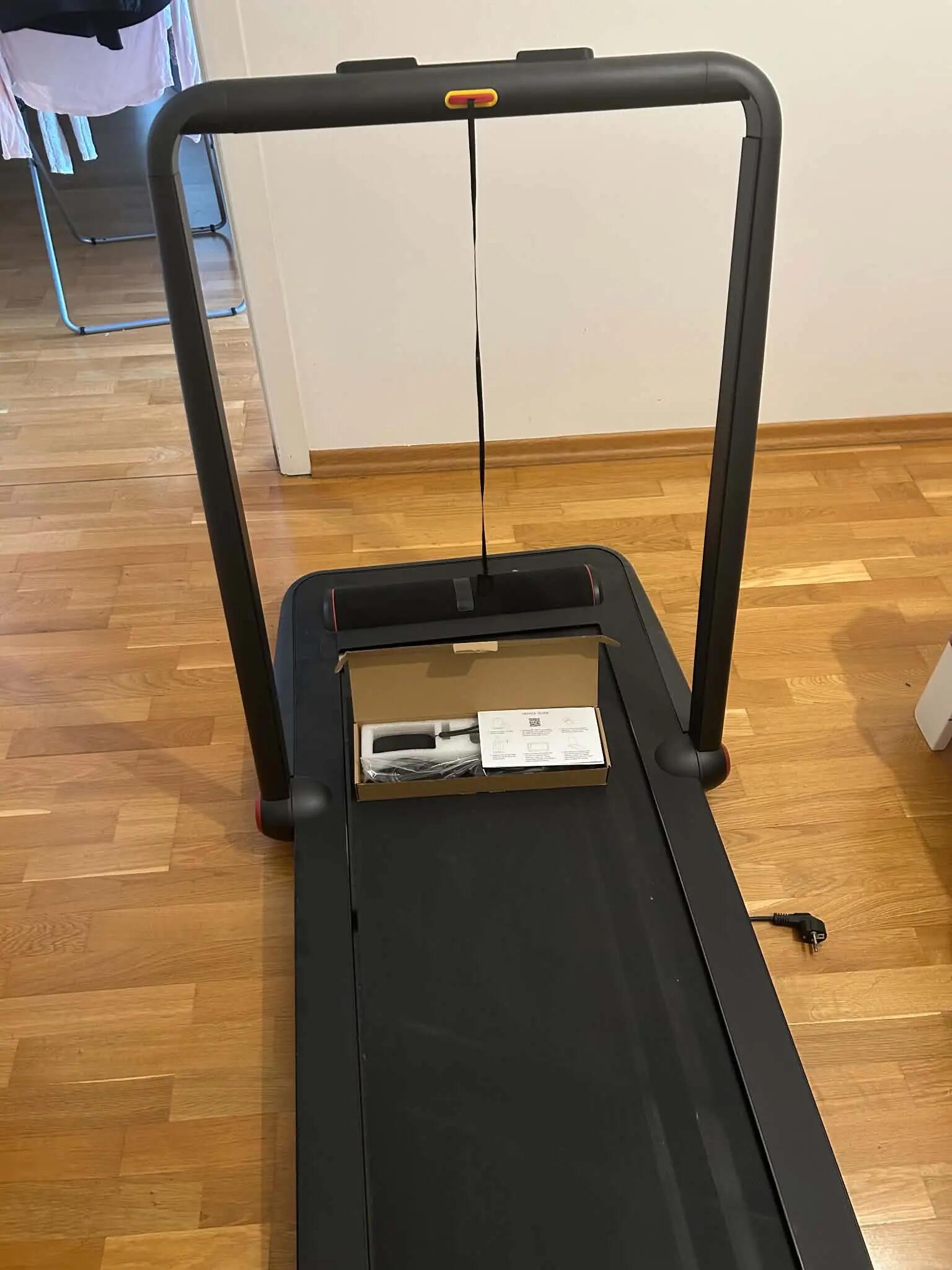 Entre Particuliers - Tapis de course WalkSlim 830 - pliable et compact 4/7