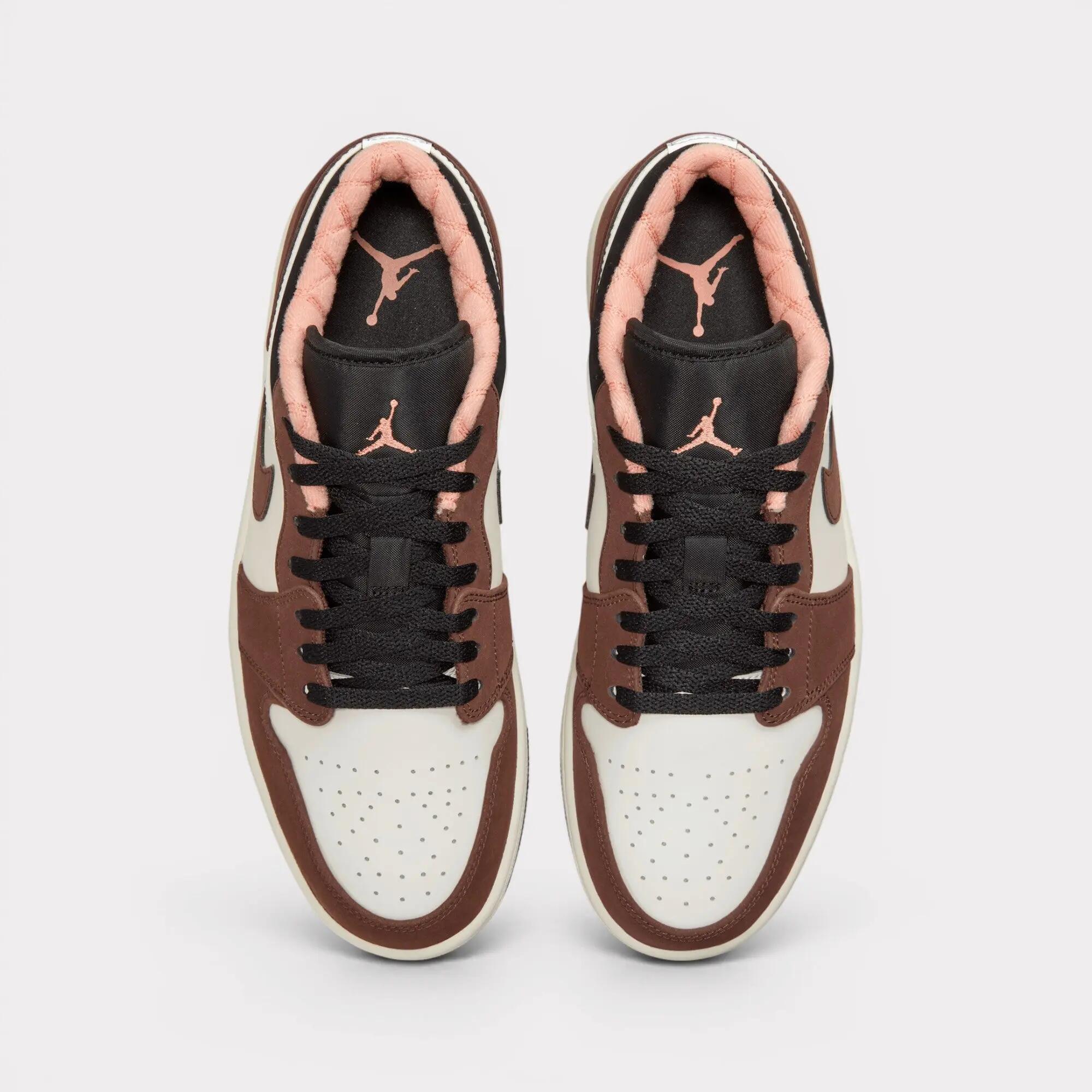 Air Jordan 1 Low Mocha 5/7