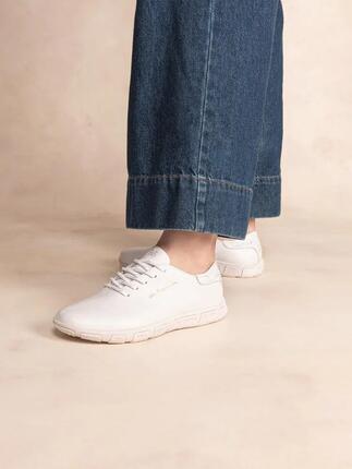 Chaussures - Lifestyle - Femme - Baskets cuir lacets - JAZARU - Marron