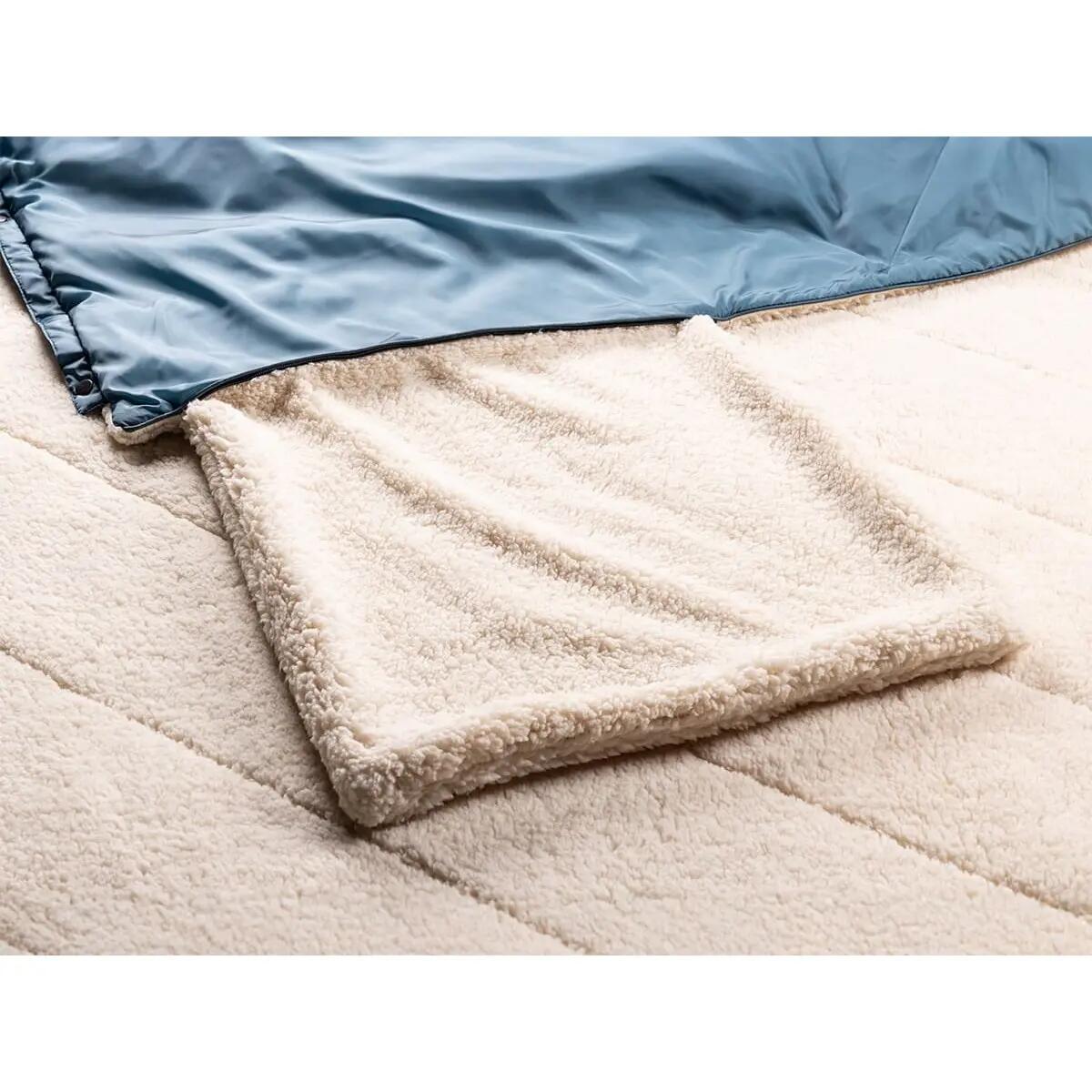 Campingdecke Liva - 4-in-1 Outdoor Decke - Schlafsack - Kissen - wasserdicht 9/14