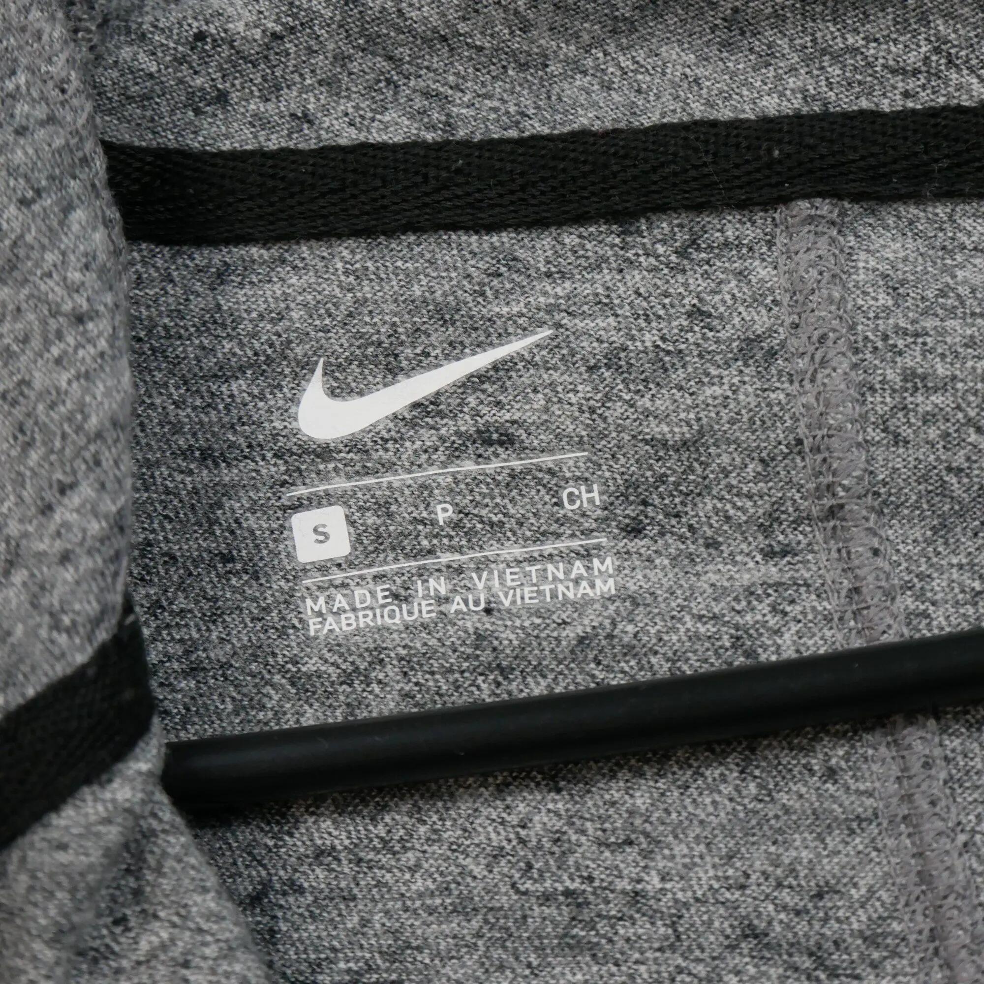 Tweedehands - Nike Hoodie Sweatshirt - Zeer goede staat 9/12