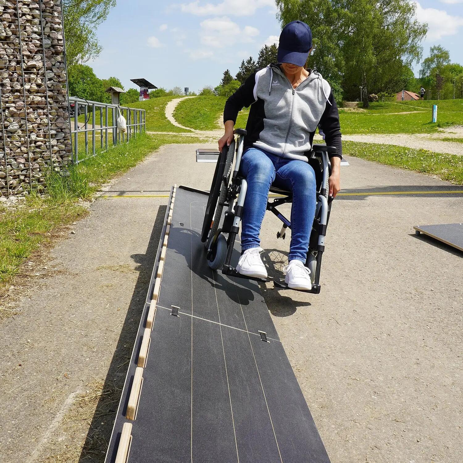Rolli-Parcours Station Schiefe Ebene Gesundheitssport Unisex 3/4