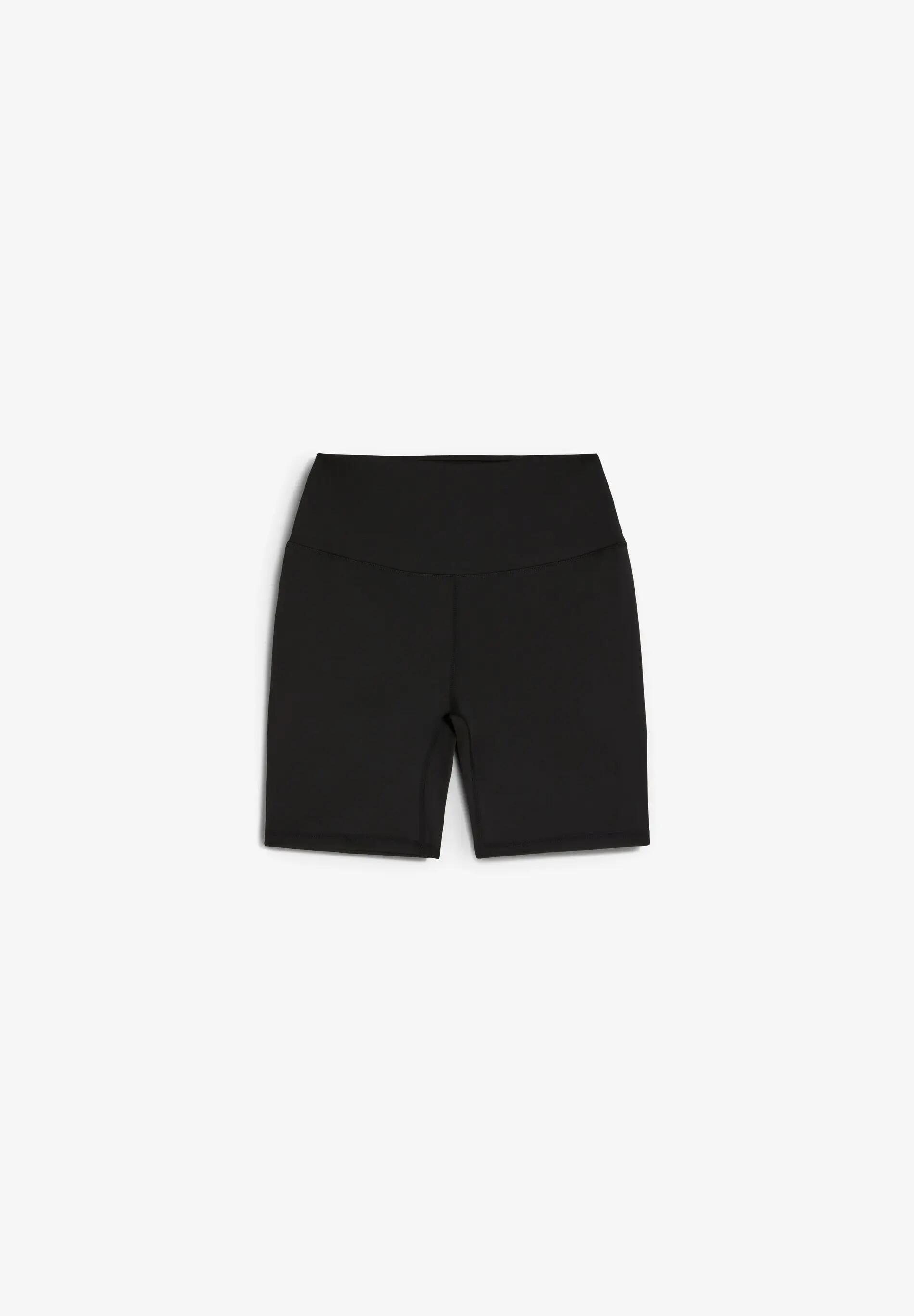 Basic Shorts 3/10