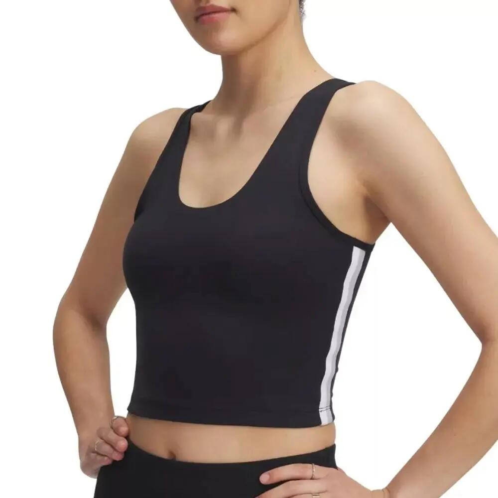 UNDER ARMOUR picture