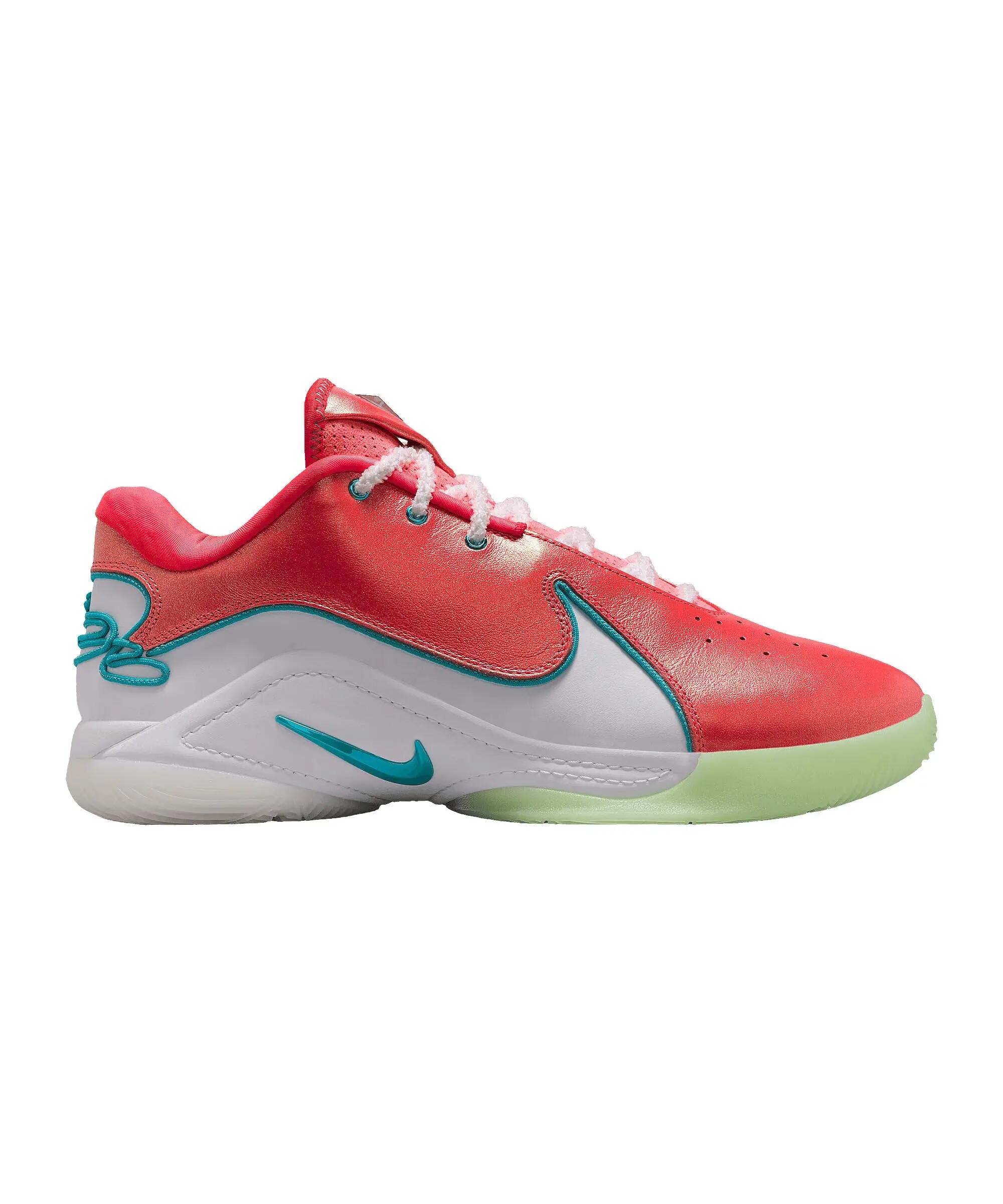NIKE picture