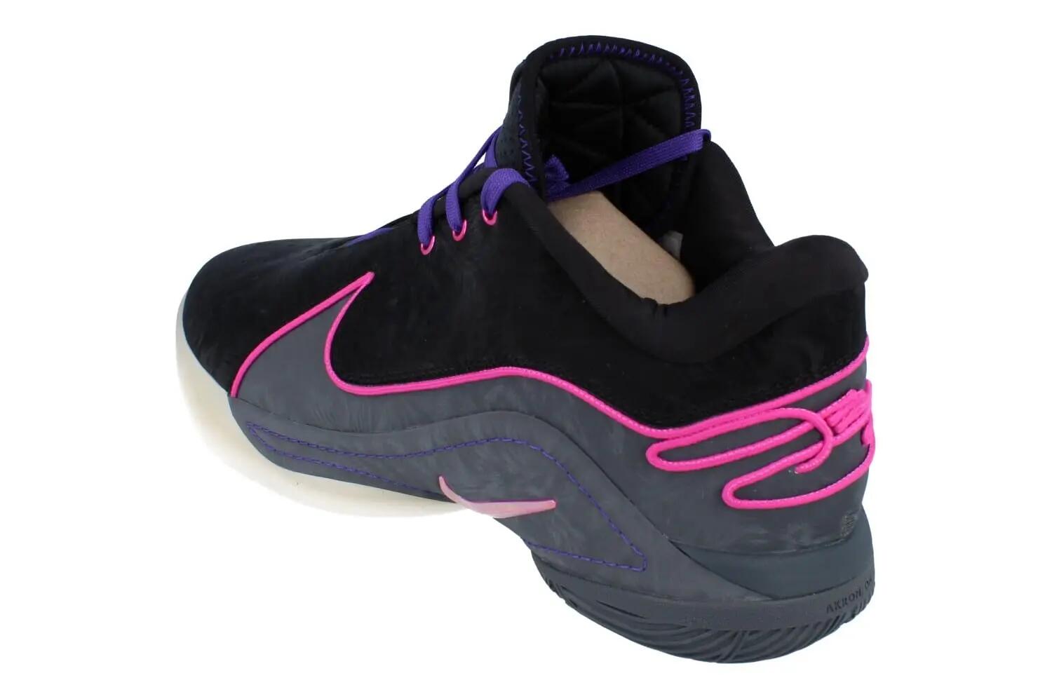 Schoenen - Basketbal - Heren - LeBron XXII - Zwart/Paars/Roze 4/6