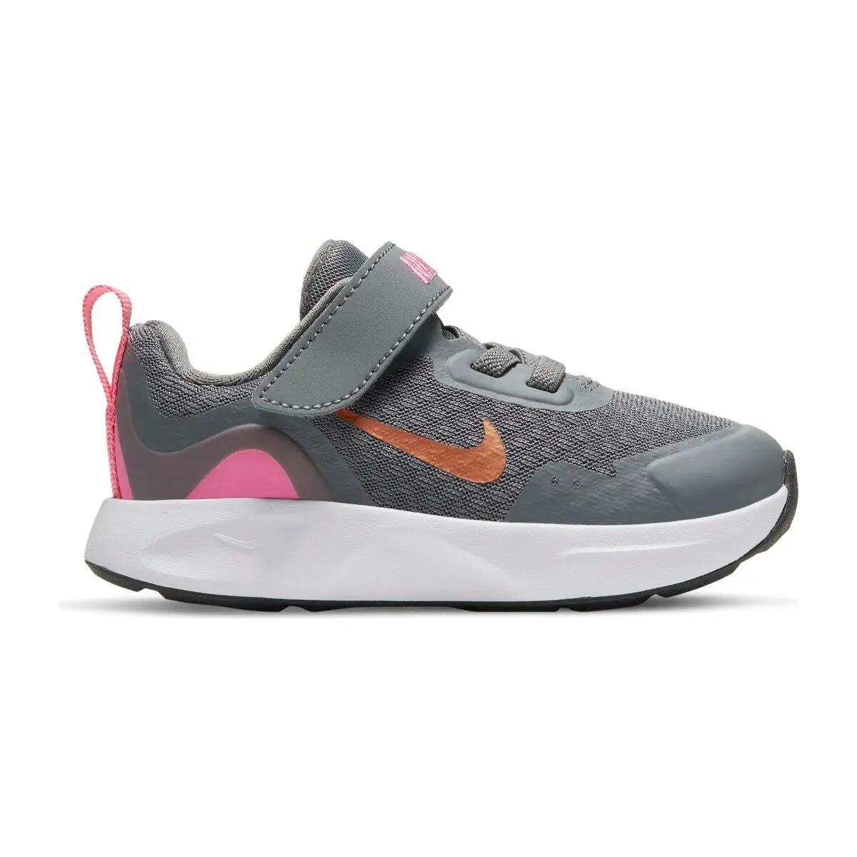 NIKE picture