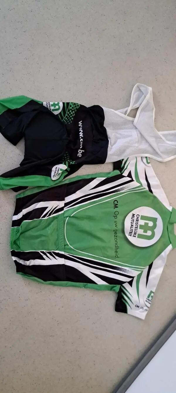 Entre Particuliers - Ensemble cycliste neuf 2/2