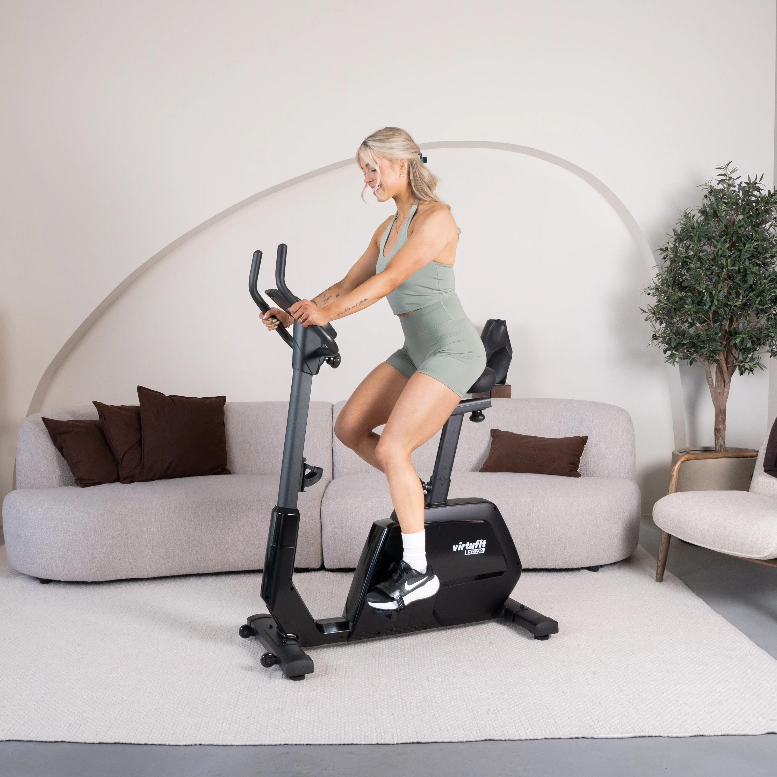 Cyclette - Low Entry Bike 200i 2/8