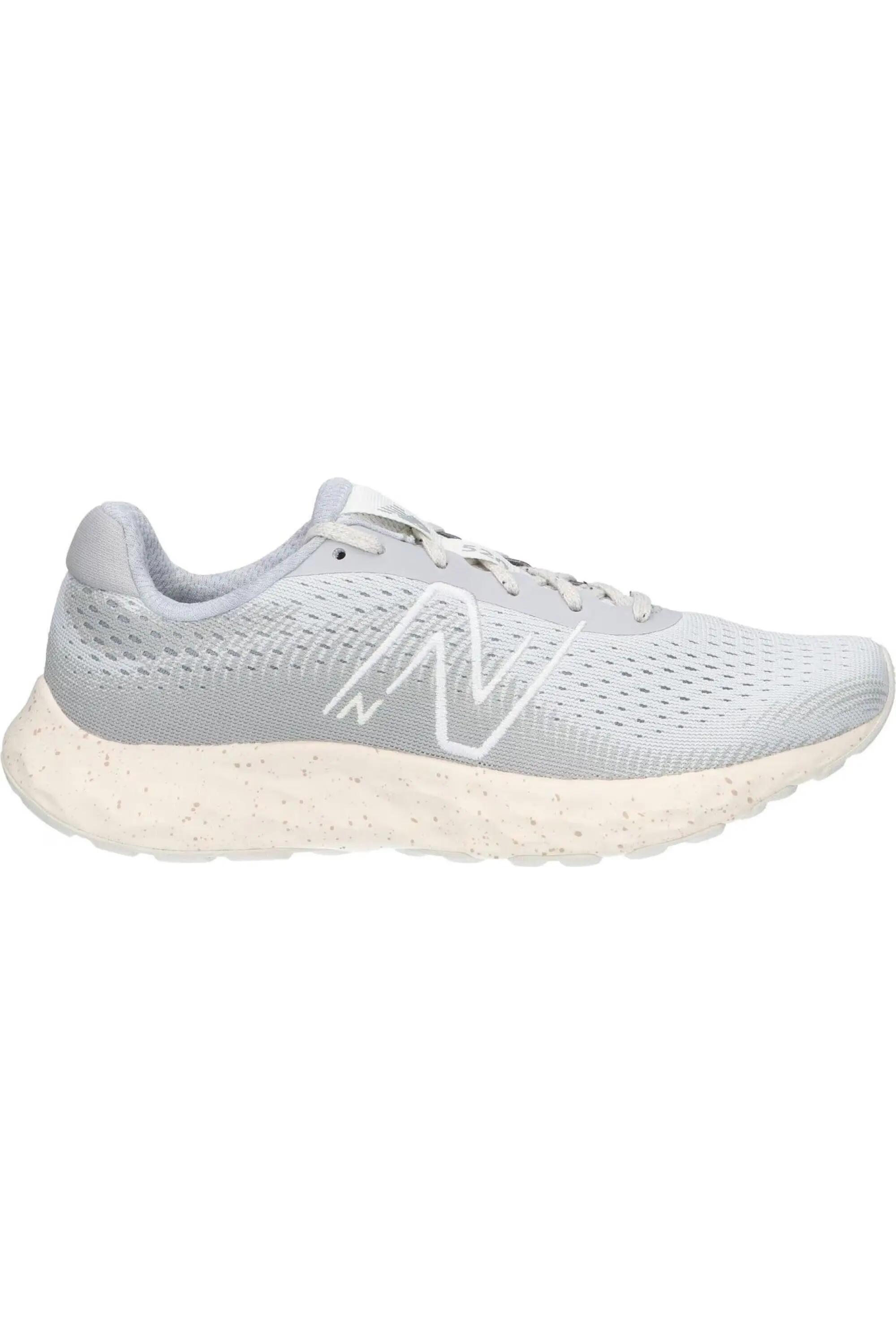 NEW BALANCE picture