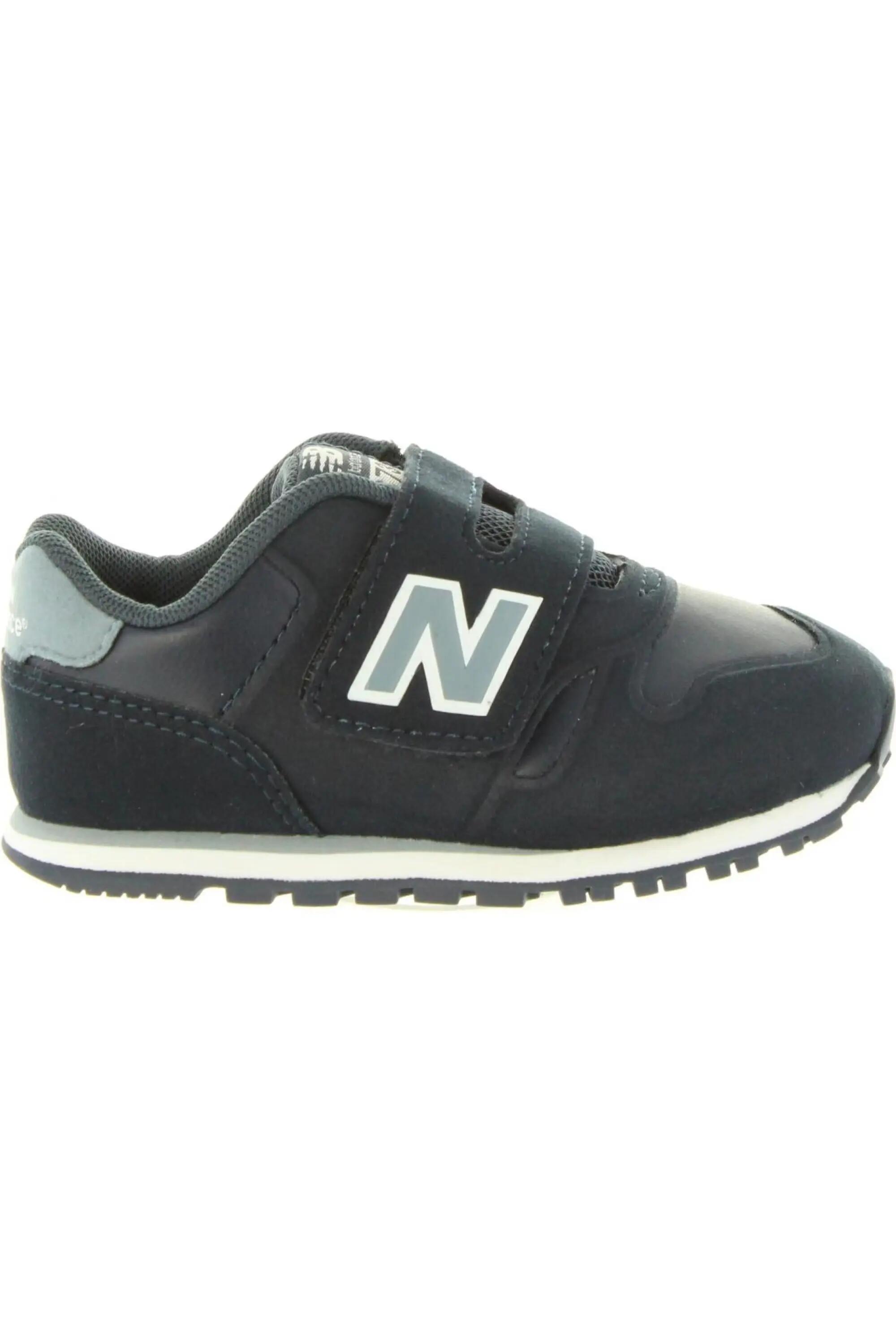 NEW BALANCE picture