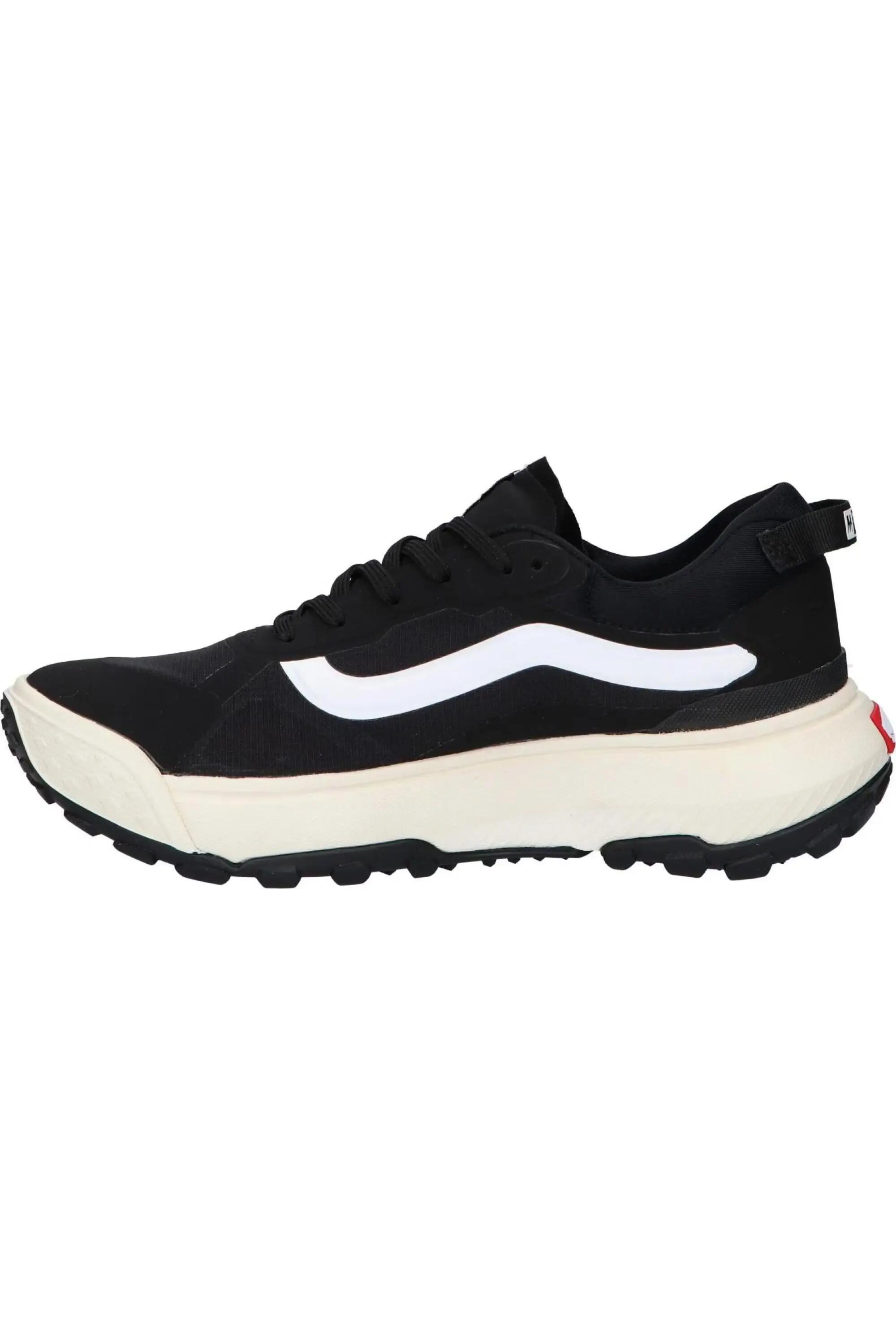 Baskets Vans modèle VN000CVUBA2 pour unisexe 4/5