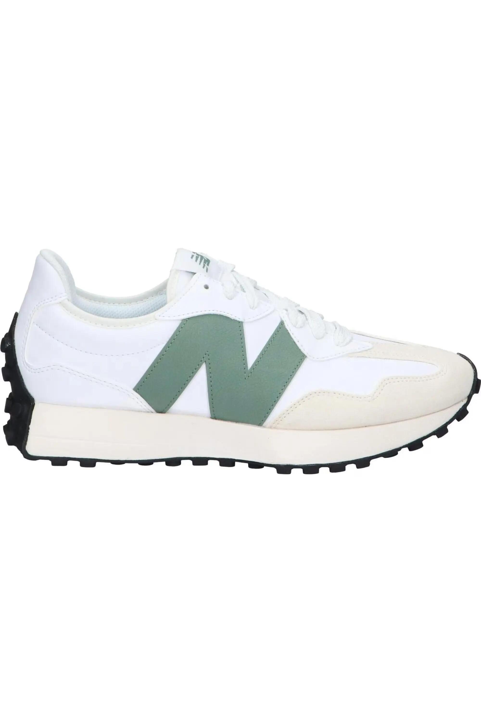NEW BALANCE picture