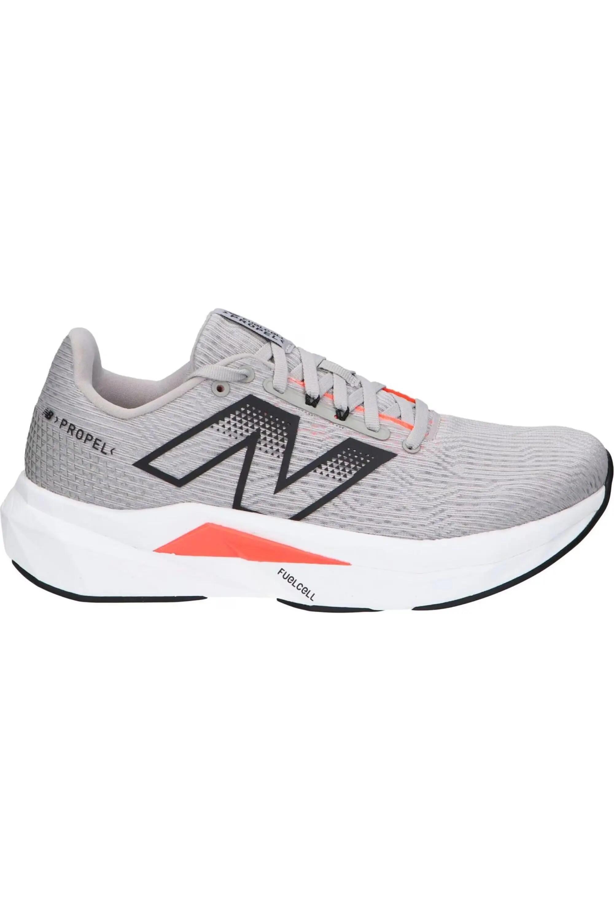 NEW BALANCE picture