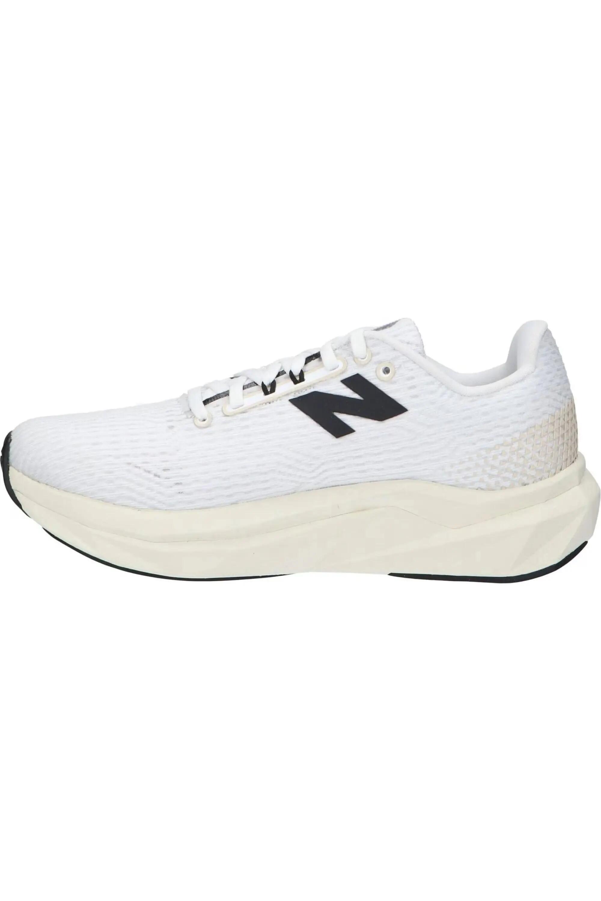 Hardloopschoenen New balance model WFCPRCX5 voor vrouwen 4/5