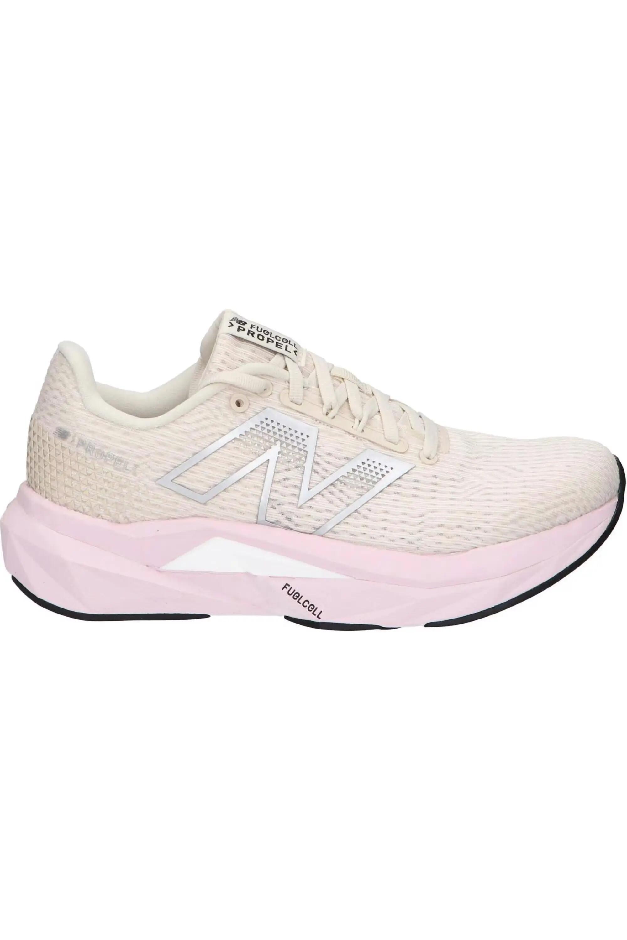 NEW BALANCE picture