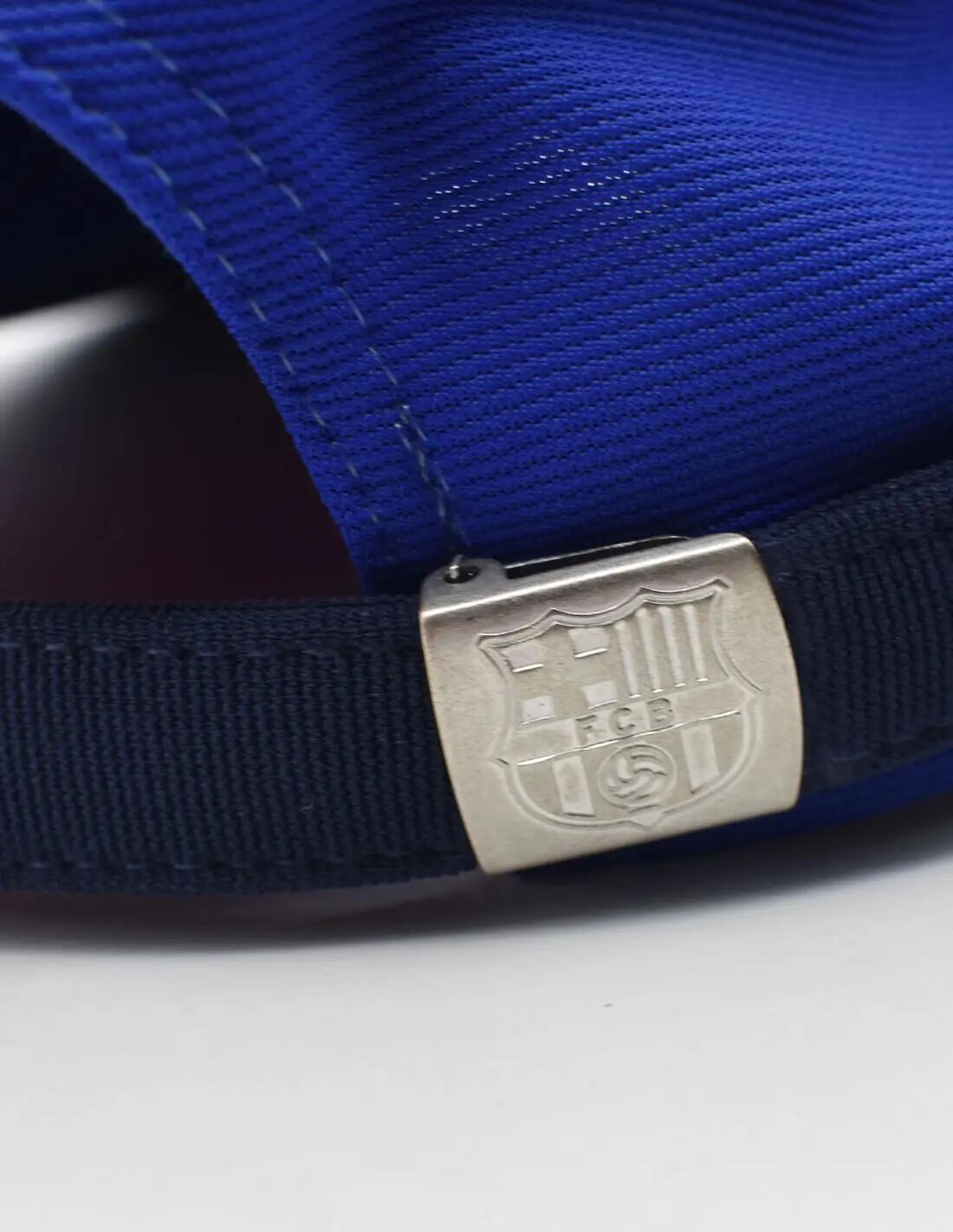 Gorra FC Barcelona Adulto Azulgrana con Escudo 4/4