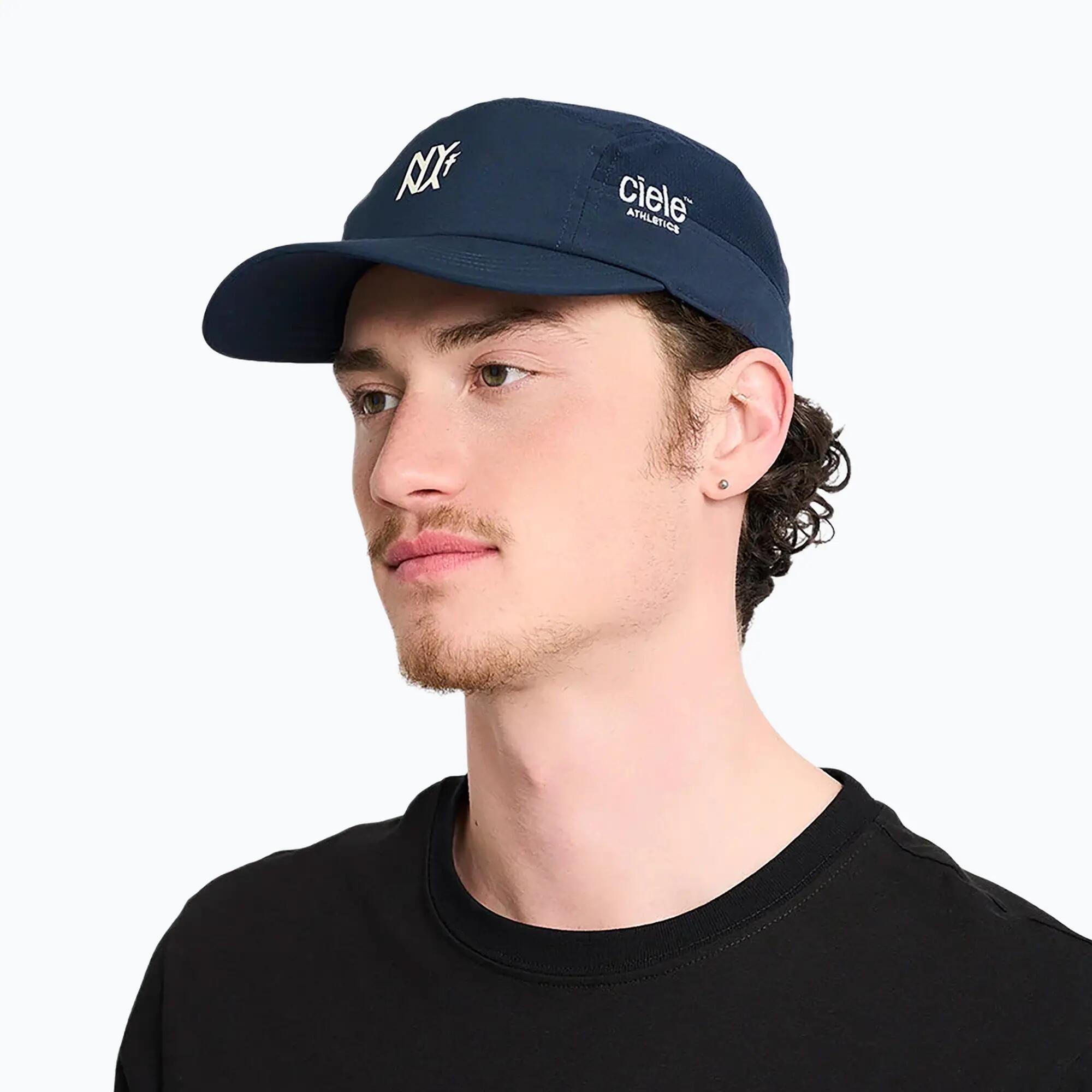 Cappellino con visiera Ciele Athletics GOCap SC Comp WWM26 new york 5/7