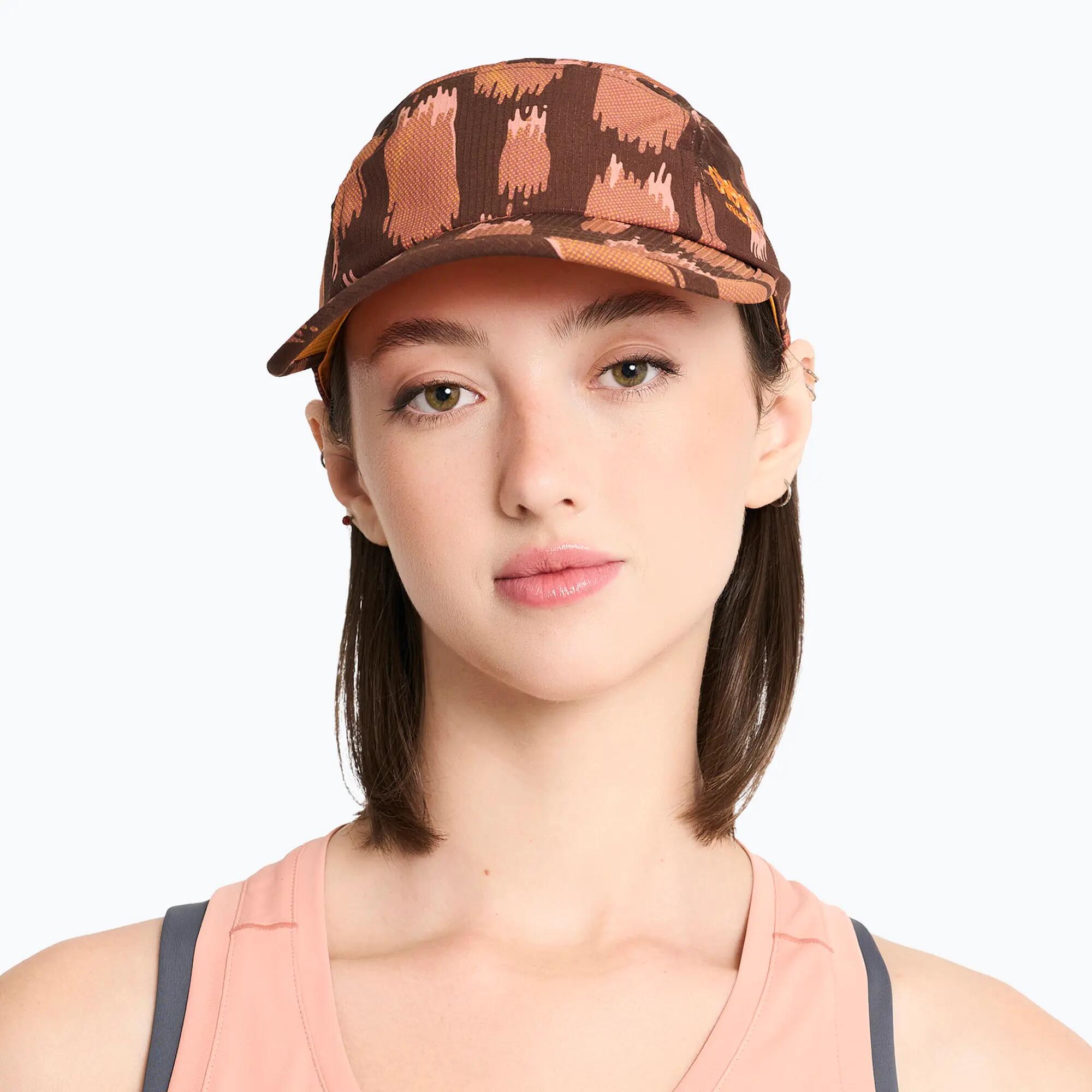 Cappellino con visiera Ciele Athletics GOCap Field AllOverPrint Cheetah oak 4/7