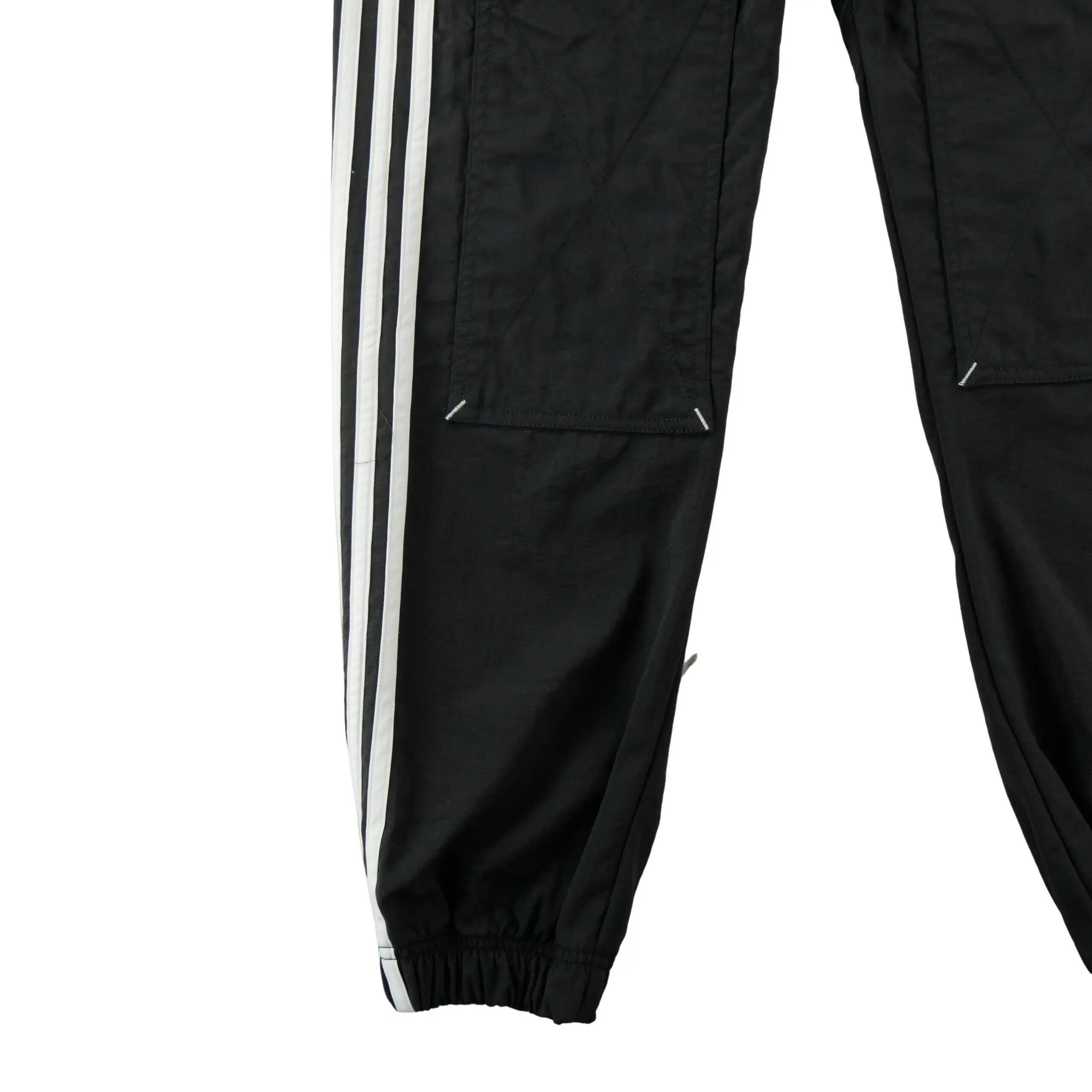 Seconde vie - Pantalon Homme Relaxed Tapered Fit Noir - Excellent 6/7