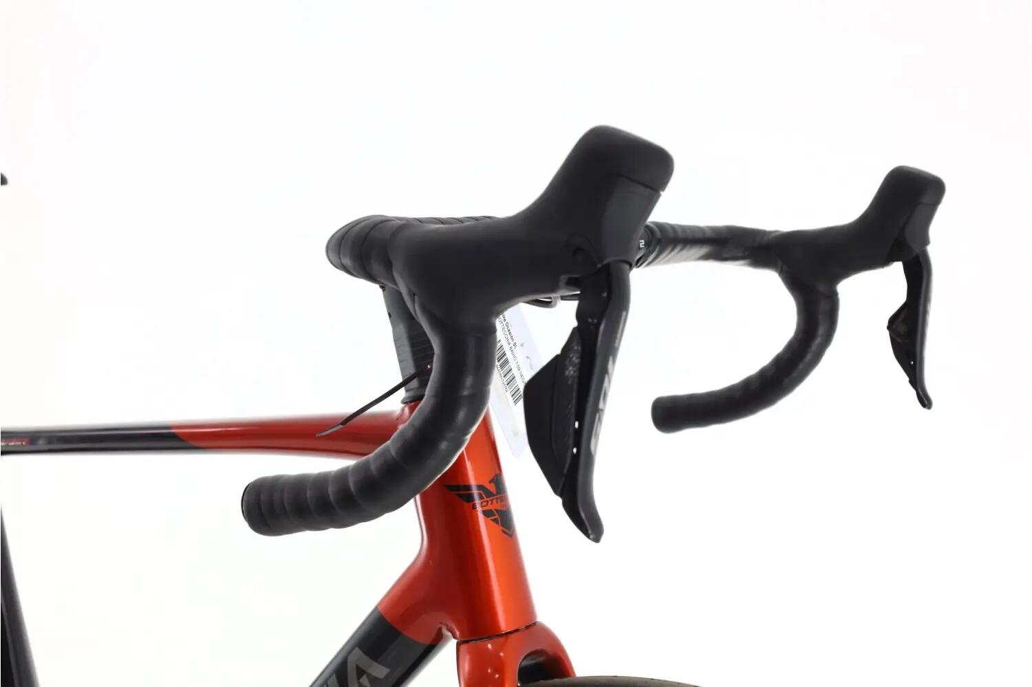 Vélo de route reconditionné · Bottecchia 8Avid Ultimate Di2 12V · Très bon état 6/8