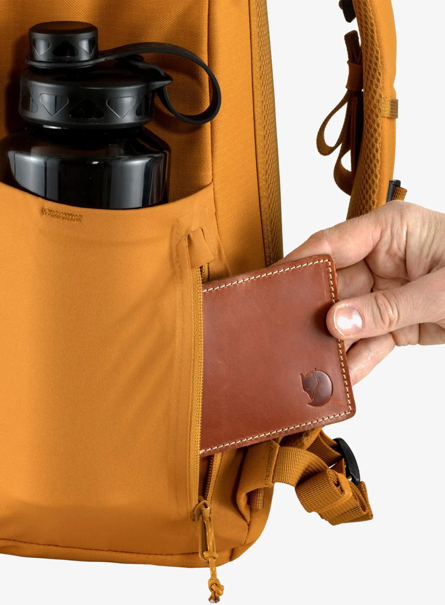 Plecak turystyczny Fjallraven Ulvo Rolltop 30 - red gold 5/7