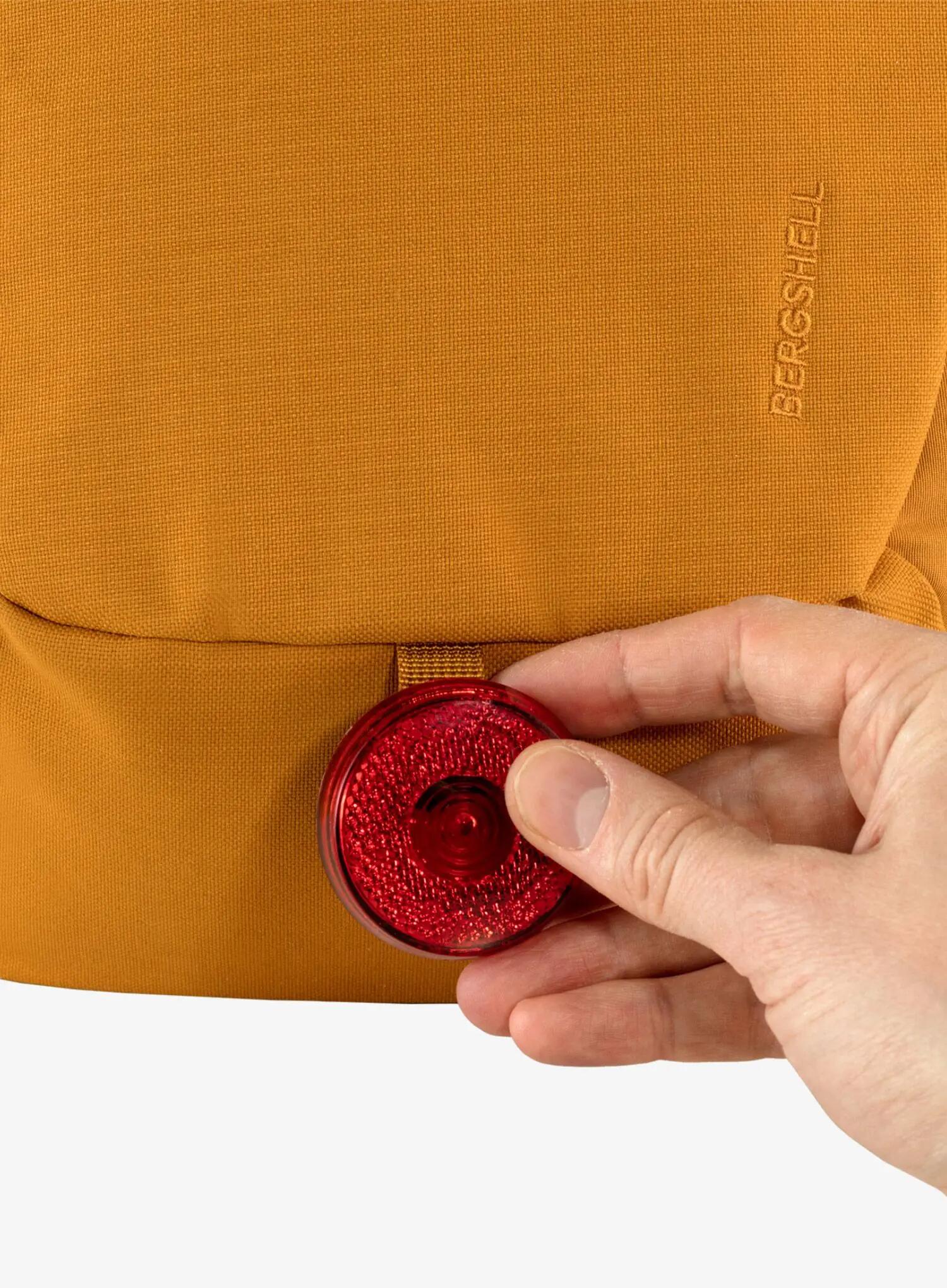 Plecak turystyczny Fjallraven Ulvo Rolltop 30 - red gold 4/7