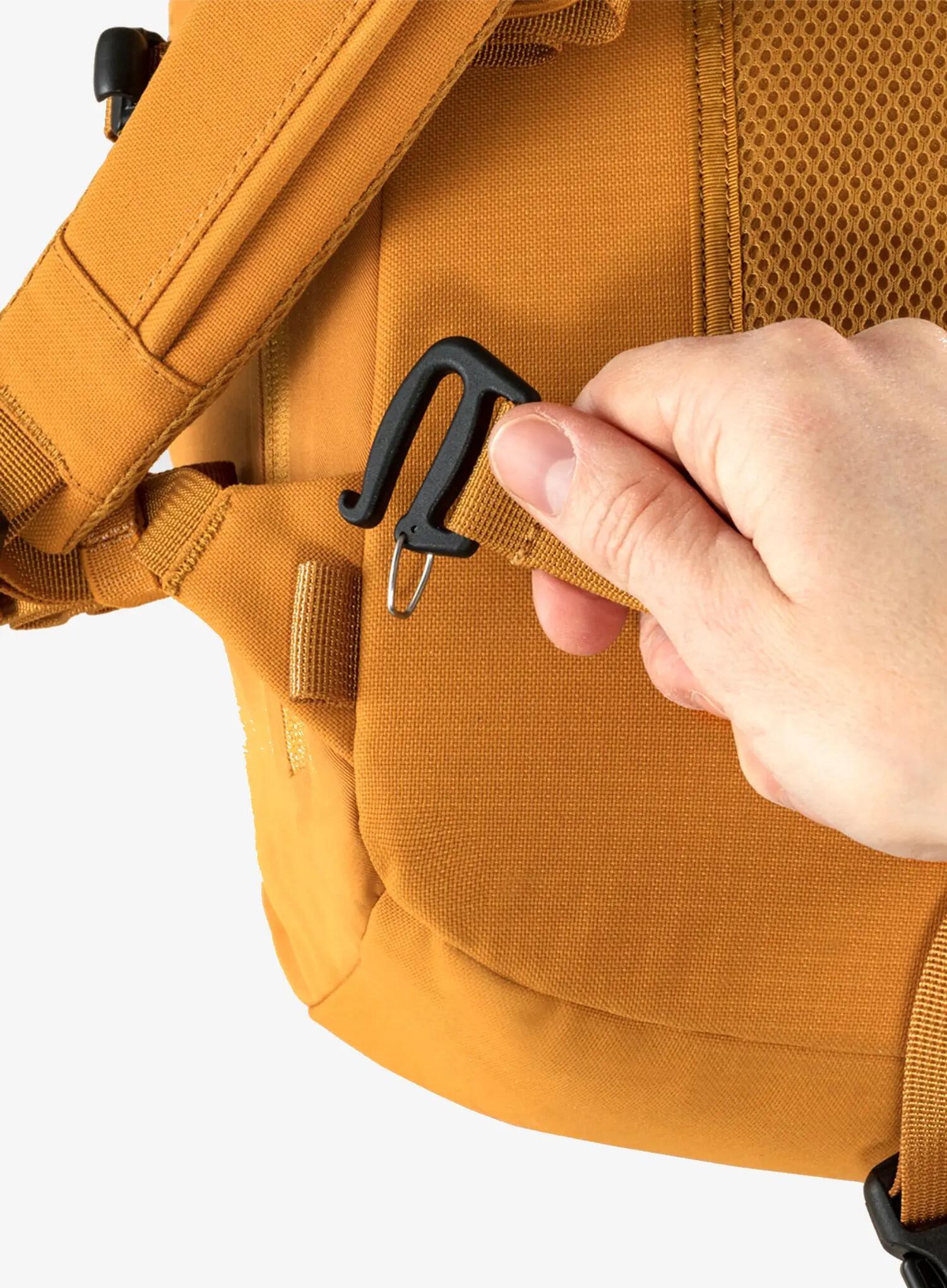 Plecak turystyczny Fjallraven Ulvo Rolltop 30 - red gold 3/7